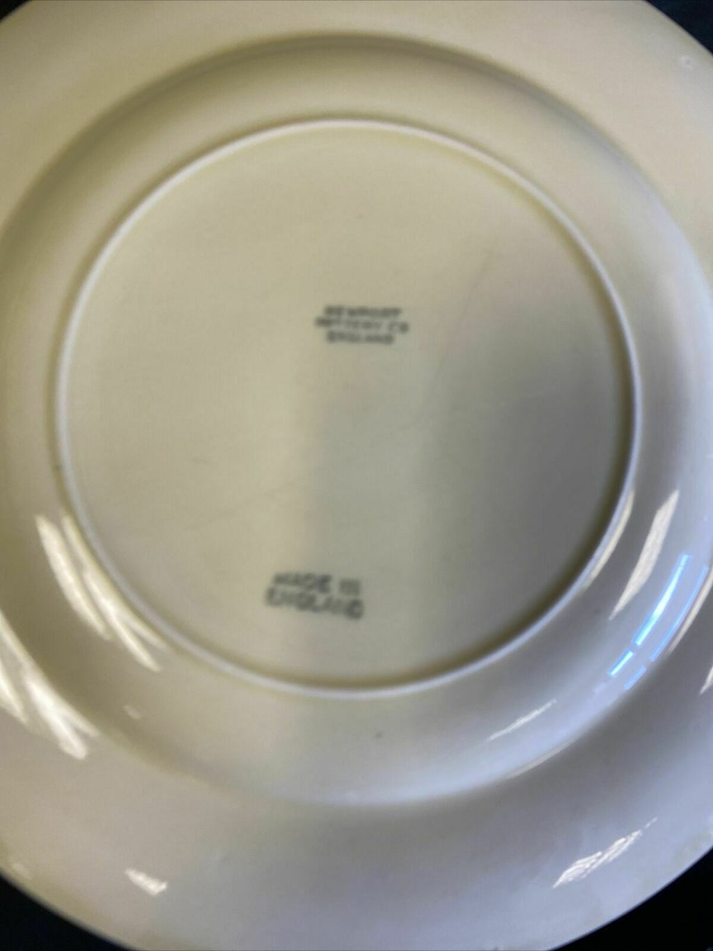 Clarice Claiff Crocus Design Newport Pottery - Plate x 1 20cm - (7658)