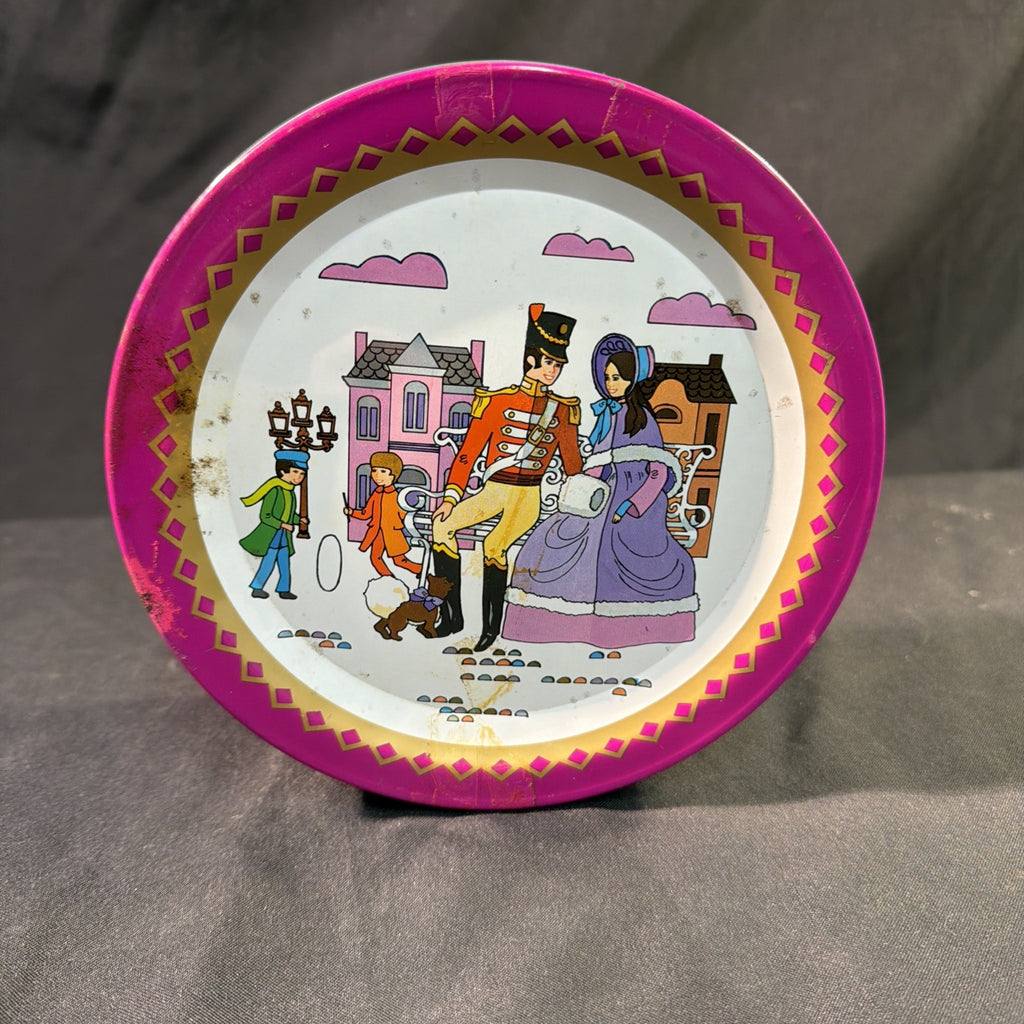 Vintage 1970's Rowntree Macintosh Quality Street Tin Soldier Lady - (2067)