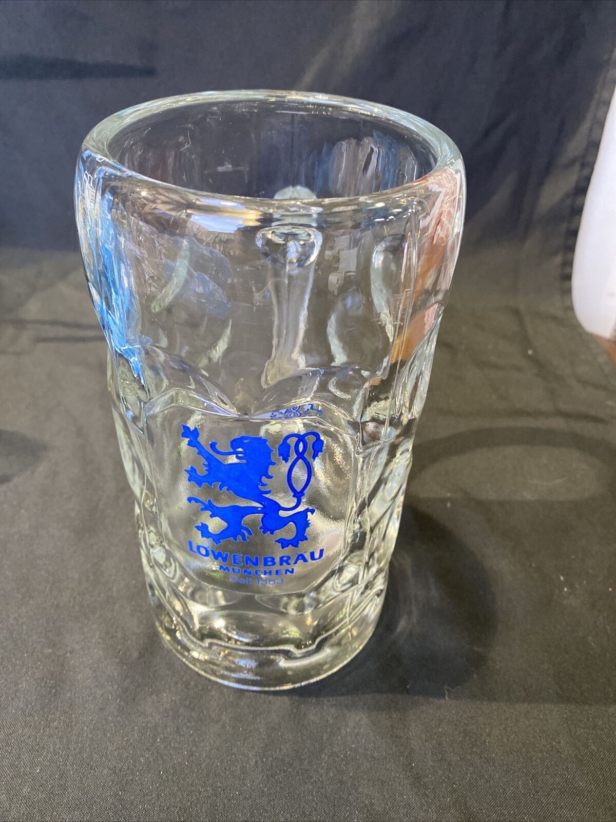 Vintage Lowenbrau Munchen Seit 1383 1 Litre HEAVY Dimple Stein - (8485)