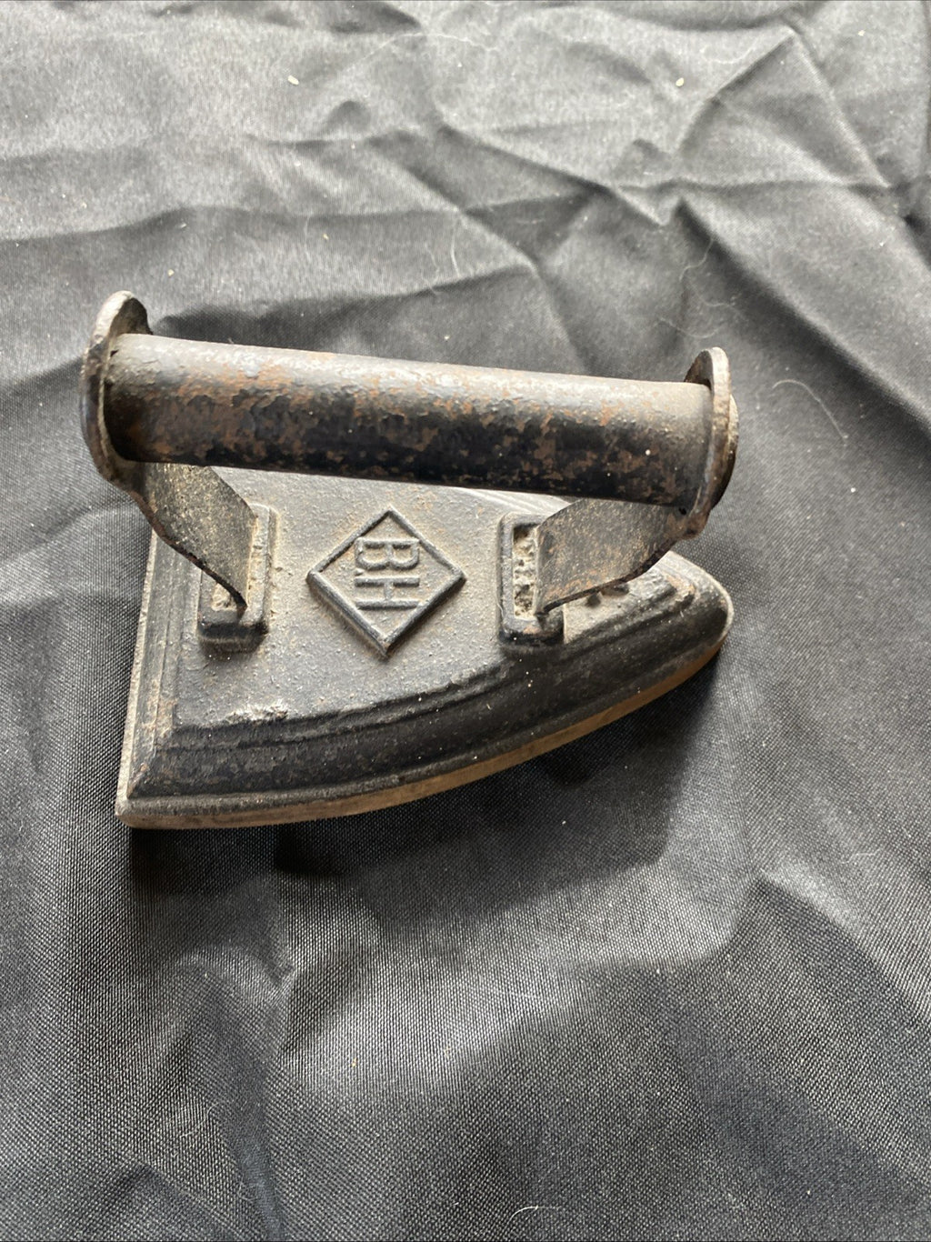 Antique Cast Iron Flat Clothes Iron by B.H No 4  - Doorstop Kitchenalia - (1189)