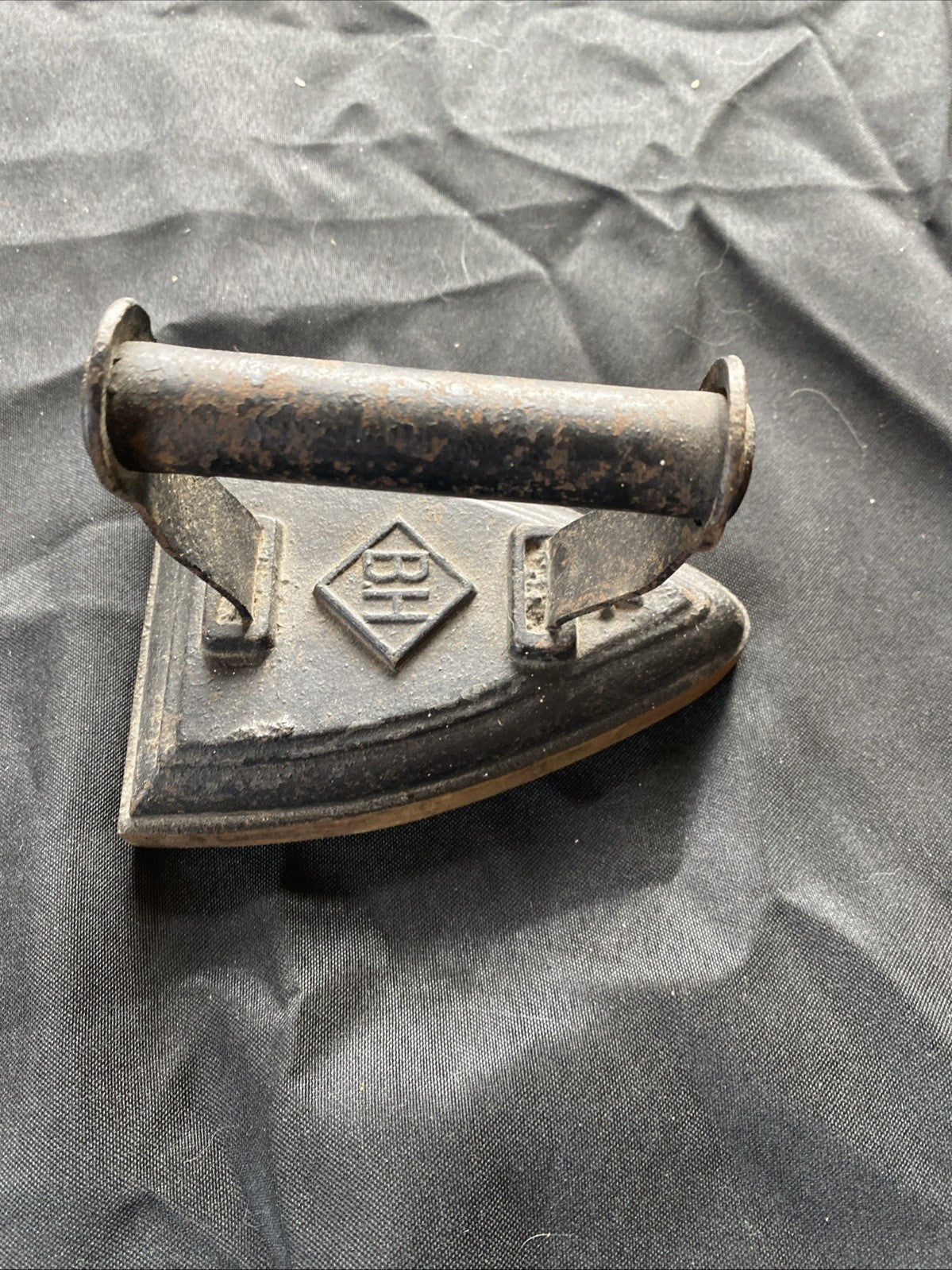 Antique Cast Iron Flat Clothes Iron by B.H No 4  - Doorstop Kitchenalia - (1189)