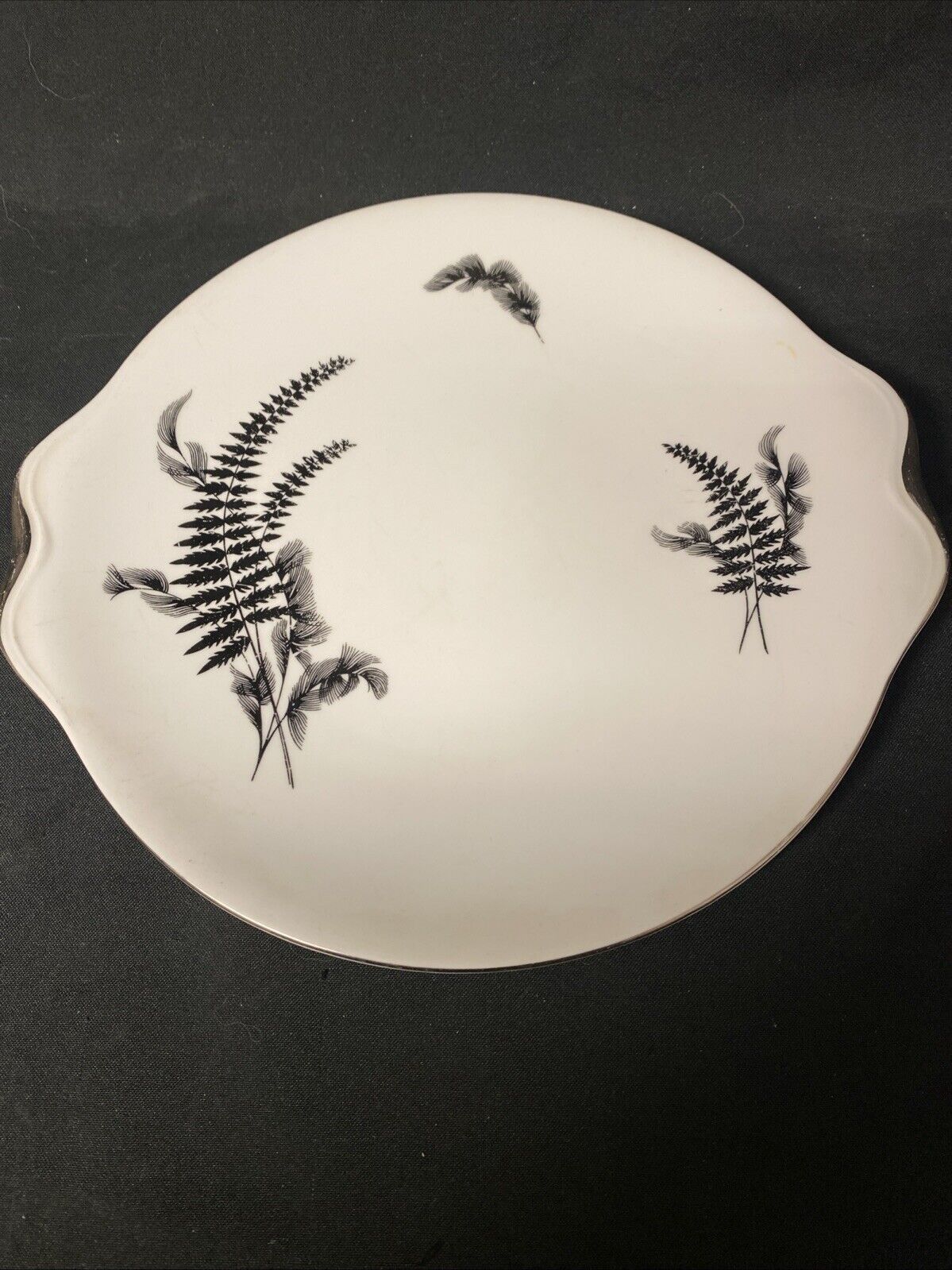 Royal Albert Night & Day Cake Plate 24cm Diameter Excellent Cond - (5728)