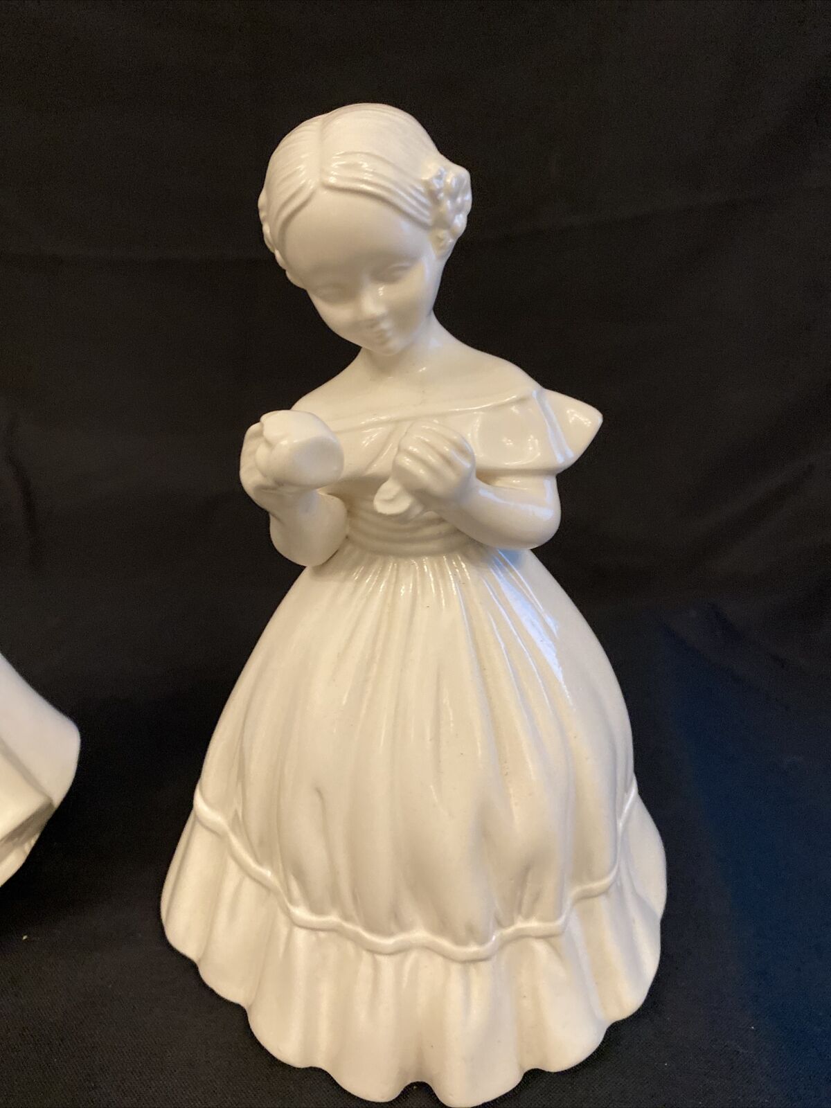 Vintage Blanc De Chine Two figures of girls Porcelain - (8474)