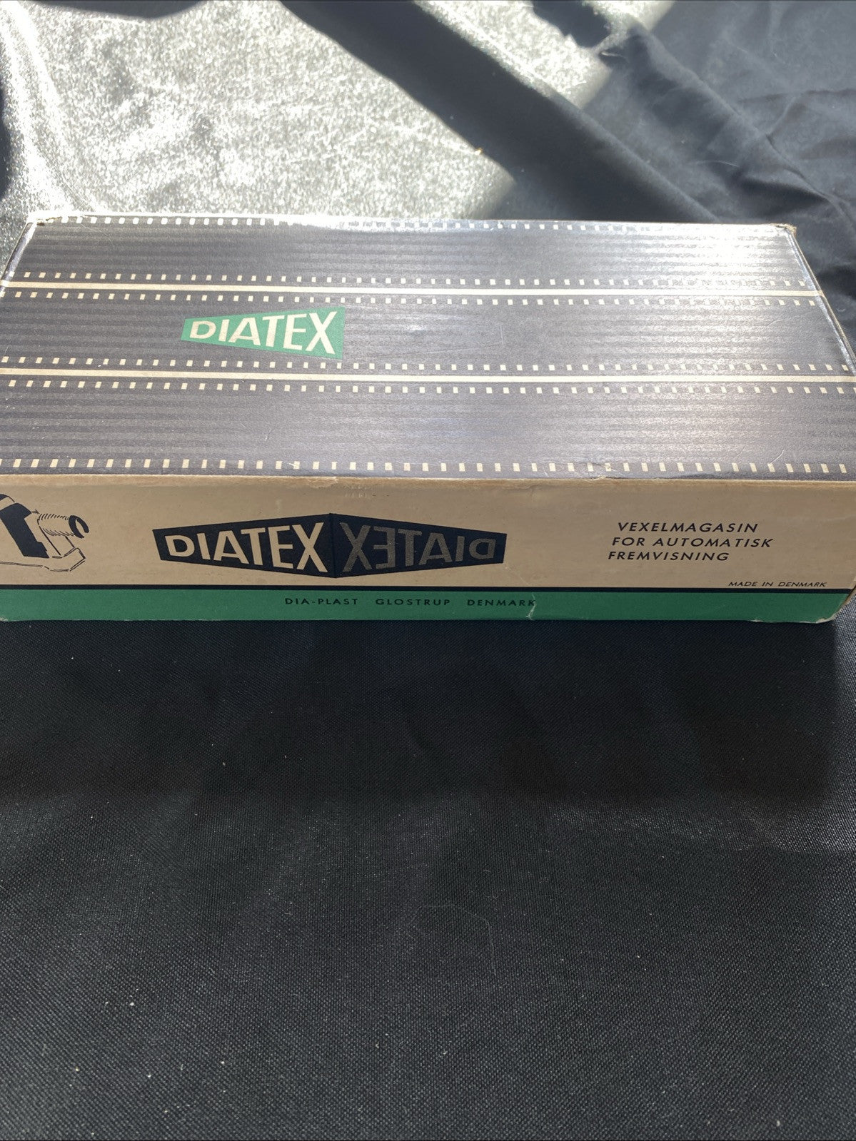 1960's Diatex 35mm Slide storage box 100 spaces + 63 scenic slides - 5493