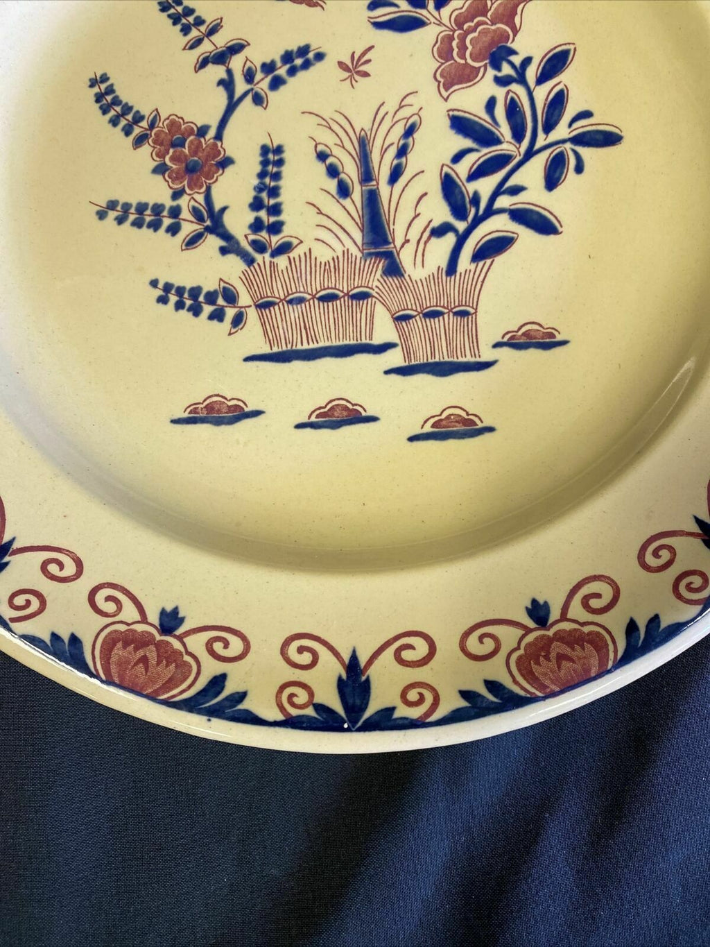 Wedgwood Van Hoorne Stoneware 32cm Plate dated 1899 two chips on back edge (7655