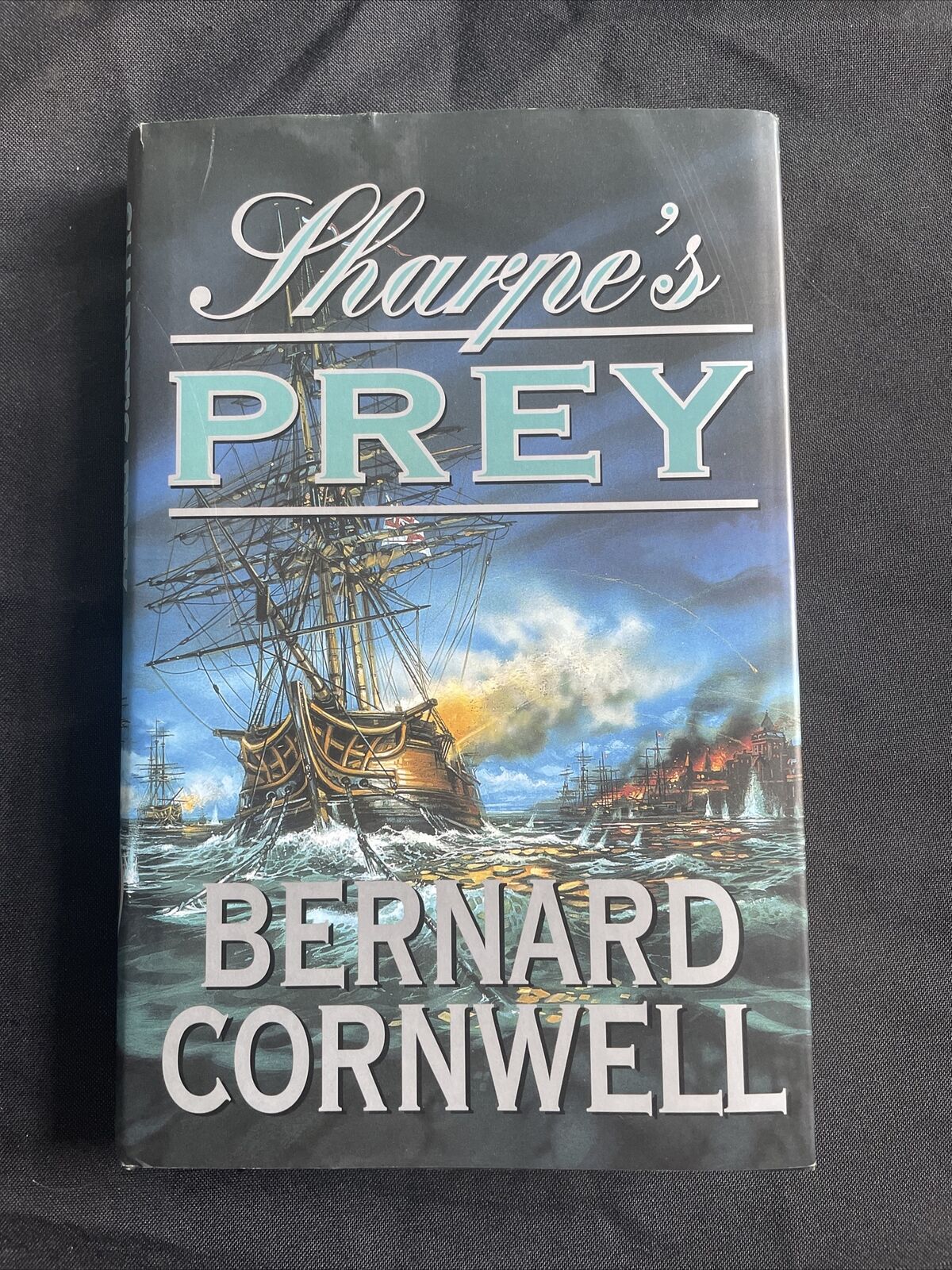 BOOK - Sharpe's Prey - Bernard Cornwell 2001 Hardback + DJ - (9494)