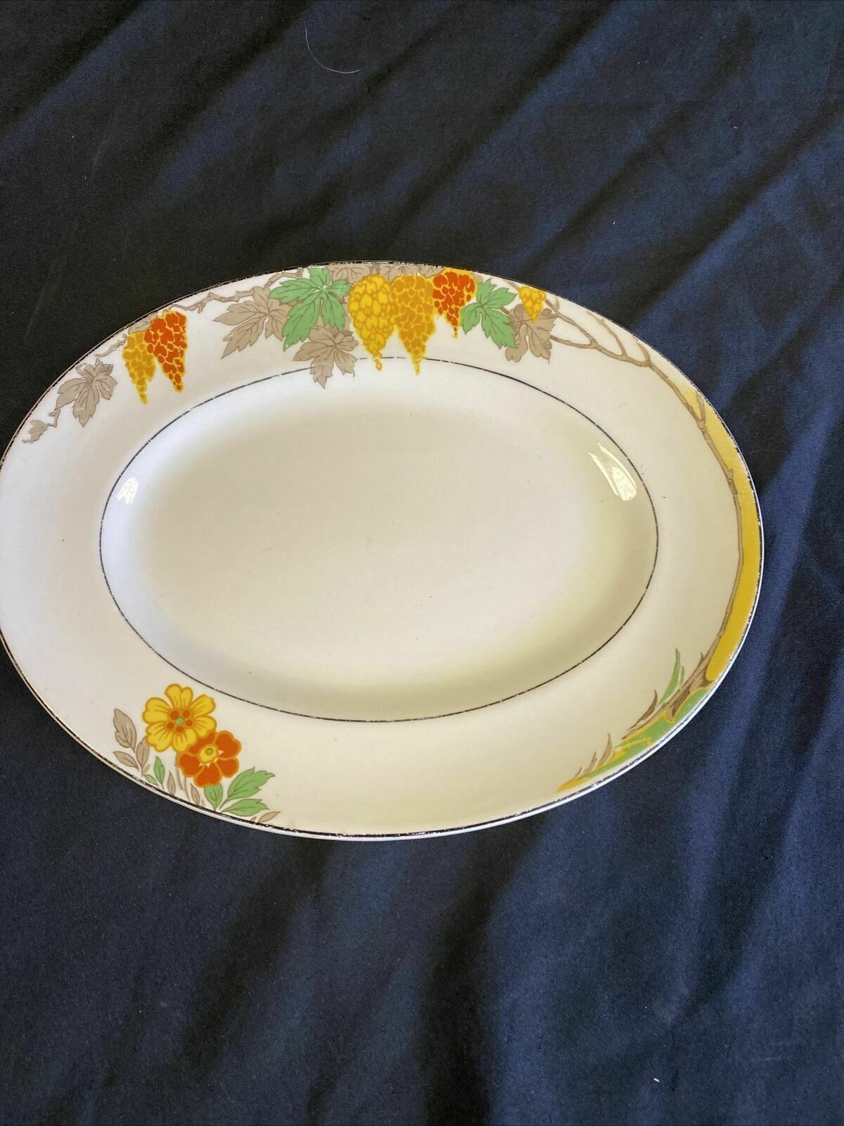 MYOTT Vary rare Art Deco Oval Plate 26cm across with a superb design - (7567)