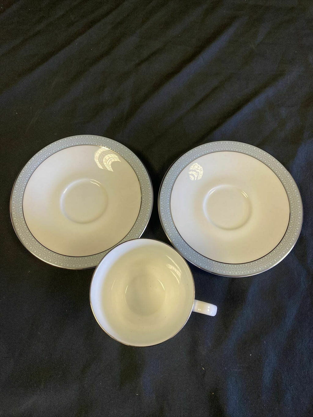 Royal Doulton ETUDE H5003  Two saucers and One Tea cup Nice condition - (7652)