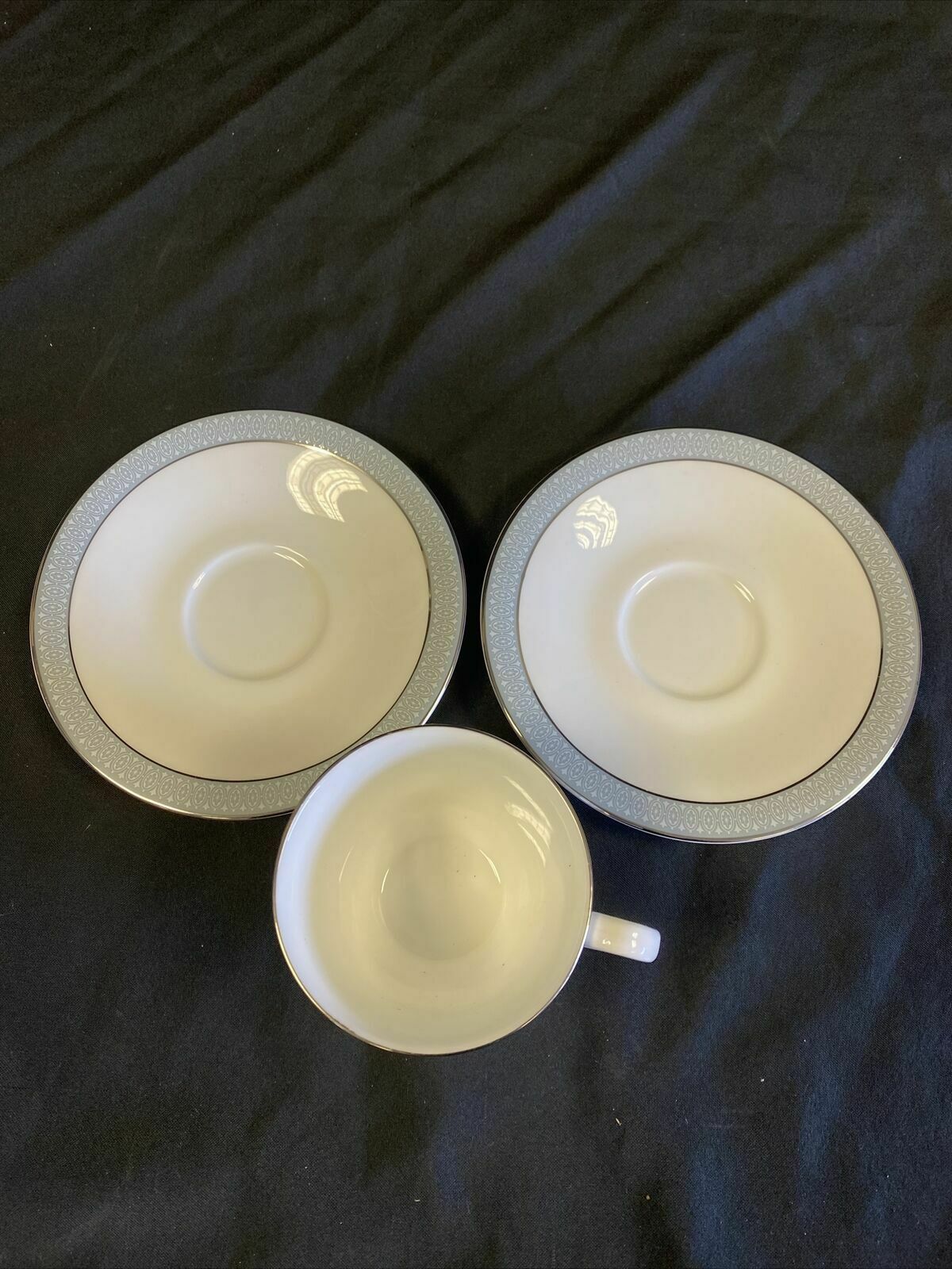Royal Doulton ETUDE H5003  Two saucers and One Tea cup Nice condition - (7652)