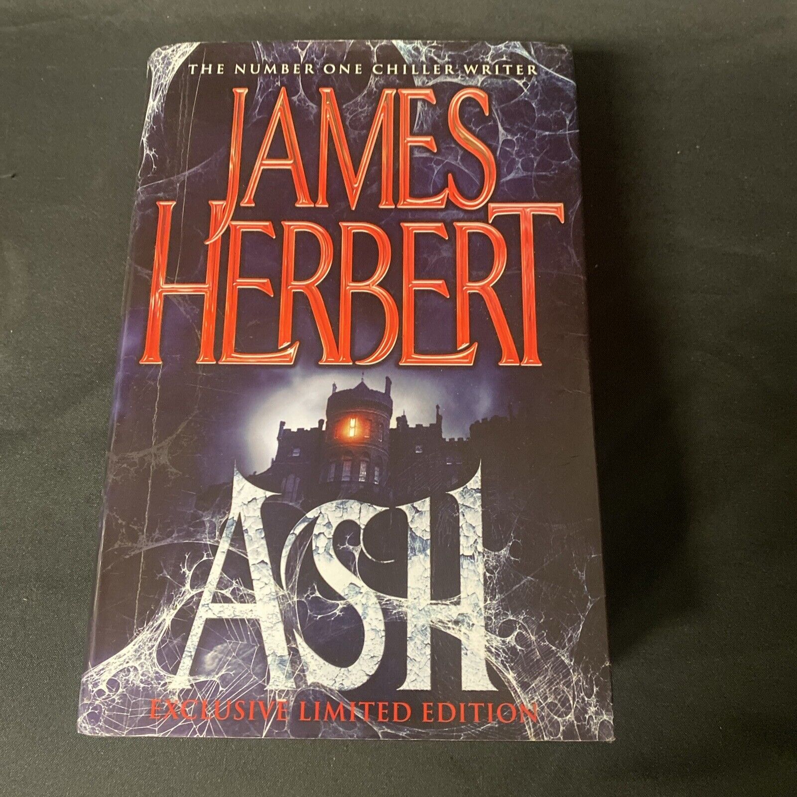 Ash by James Herbert FIRST EDITION hardback book 1/1 2012 Limited Ed. HB DJ -(5094)
