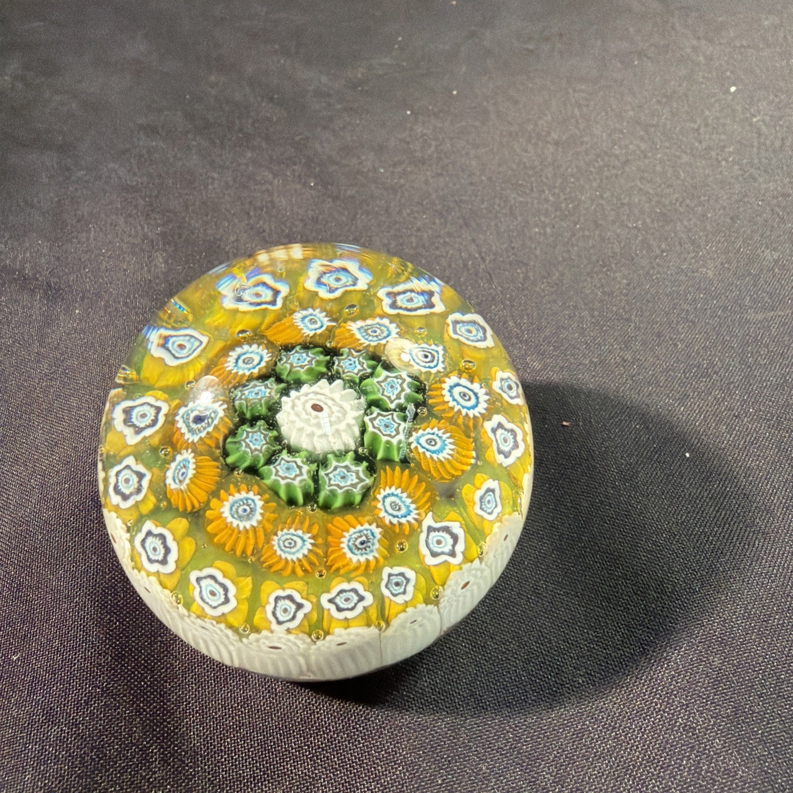 Murano Italian Millefiori Glass paperweight 1970's Vintage  6cm D.- (2088)