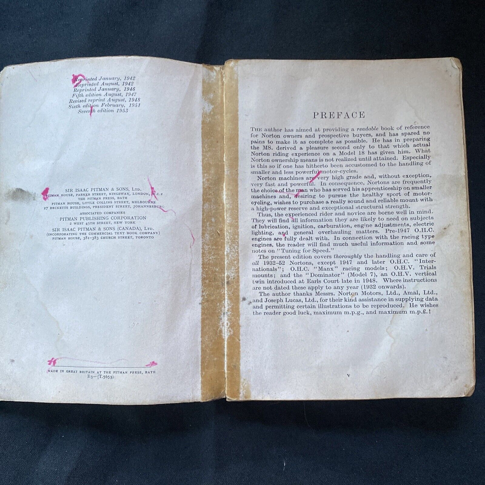 Pitmans Motor Cycle Library The Book of the NORTON WC Haycraft 1953 -(9597)