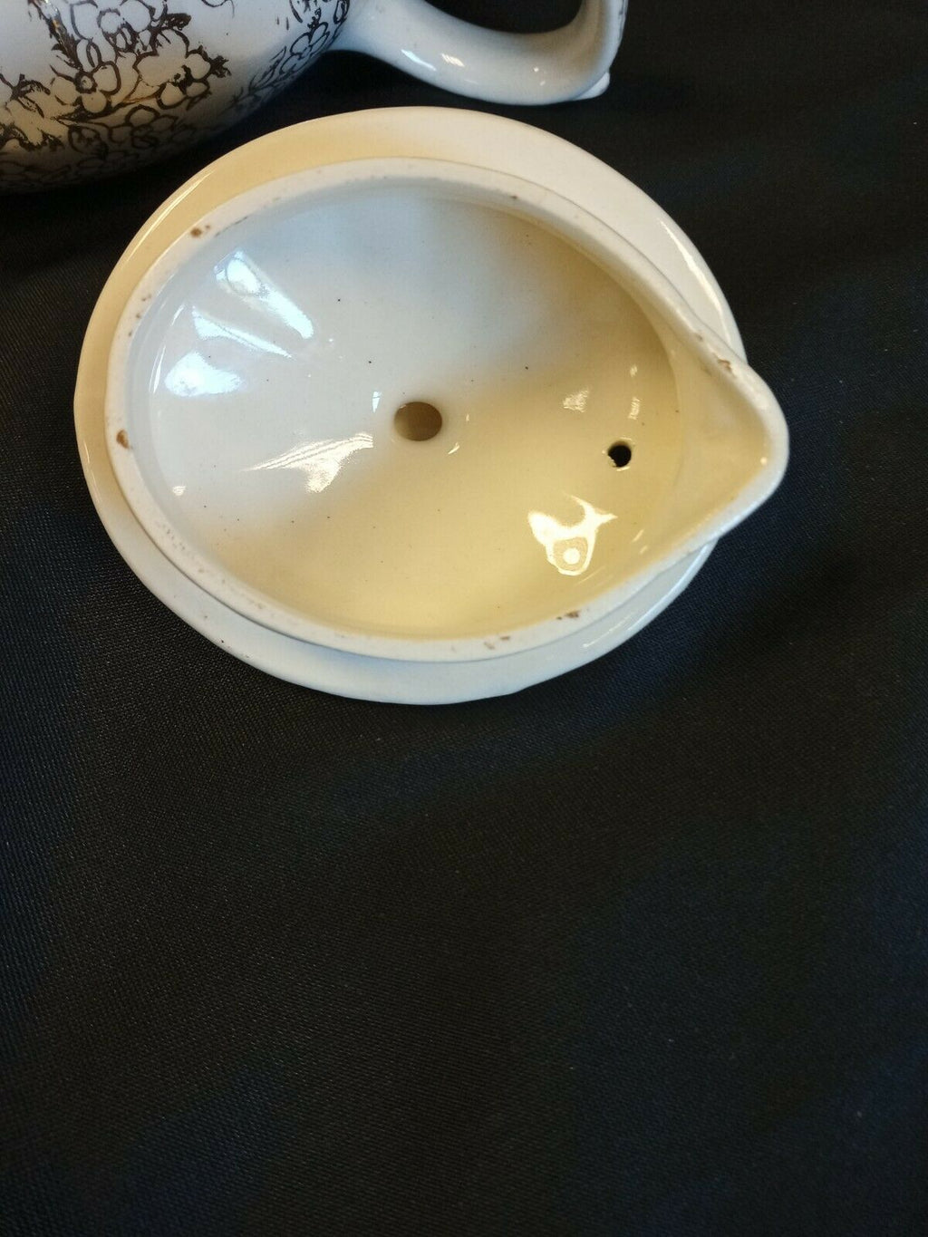 Sadler Teapot with Gilt floral design and Flower Lady Very rare pot - (7896)