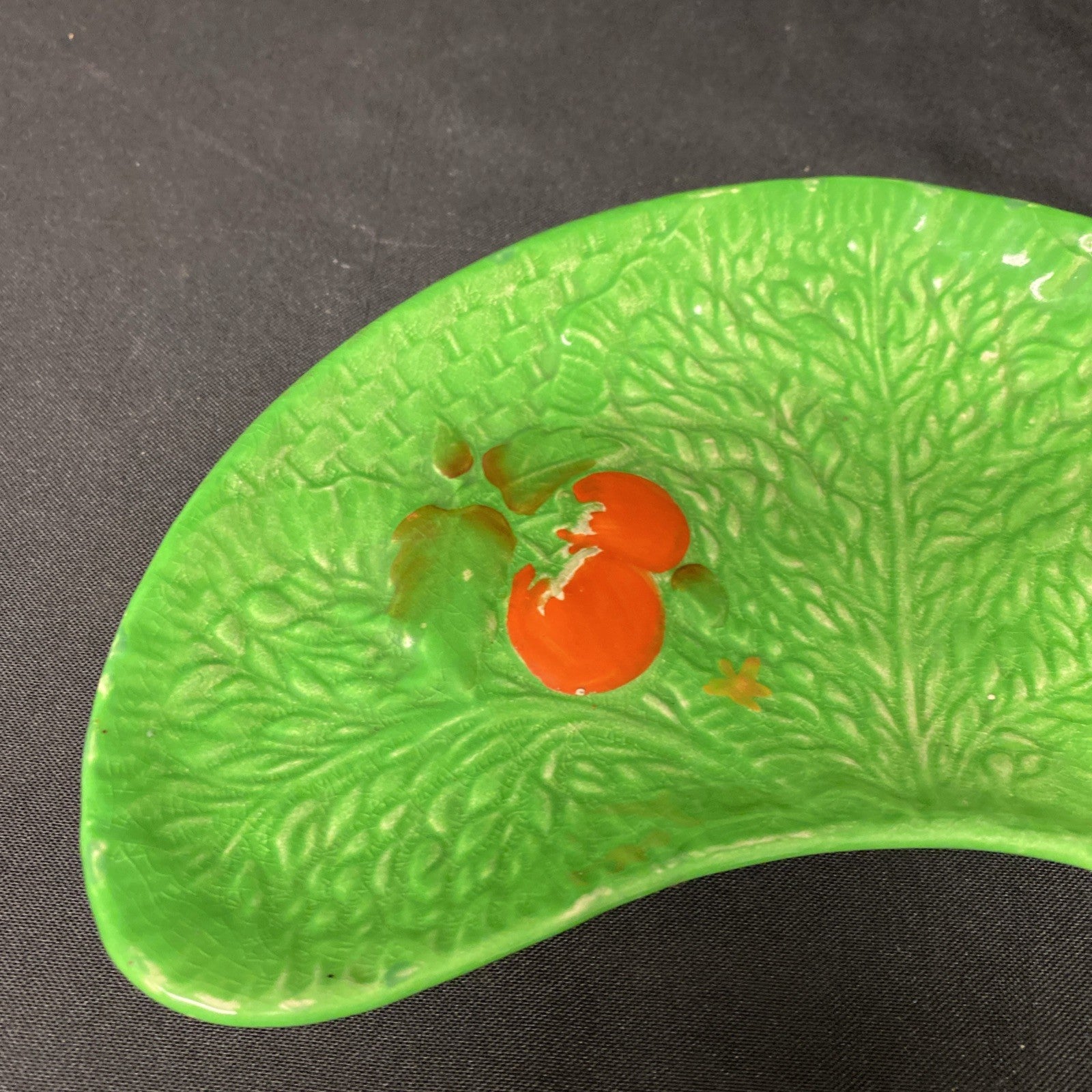 Fieldings Crown Devon Cabbage Leaf Serving plate 21cm - (1723)