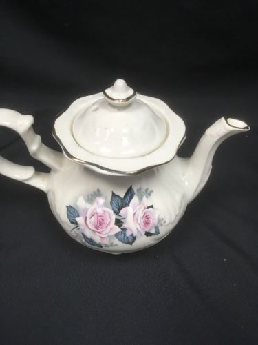 Price & Kensington 1960's White Roses Teapot - (2766)