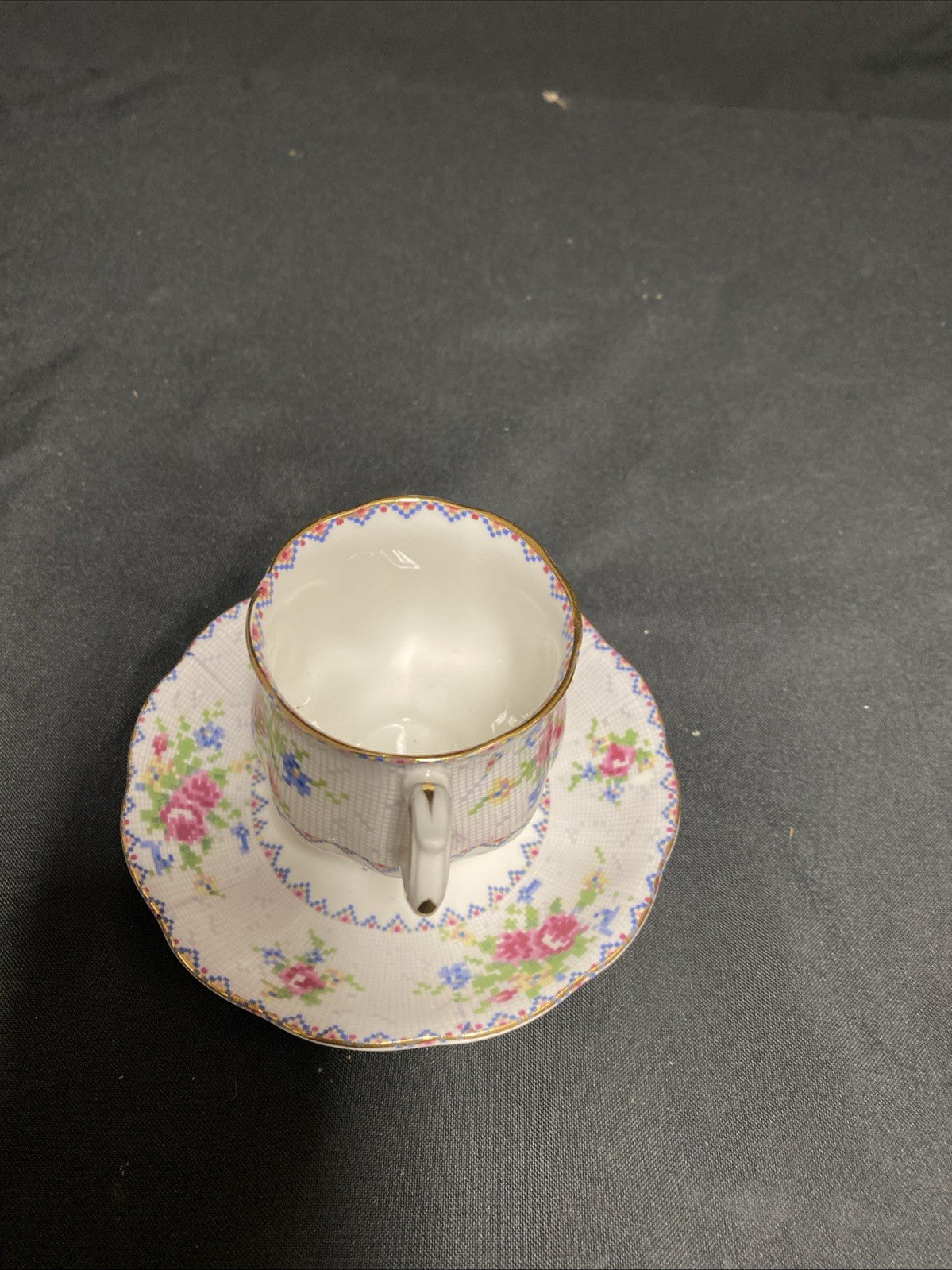 Royal Albert Bone China Petit Point RD778676 Tea Cup & Saucer - (1760)