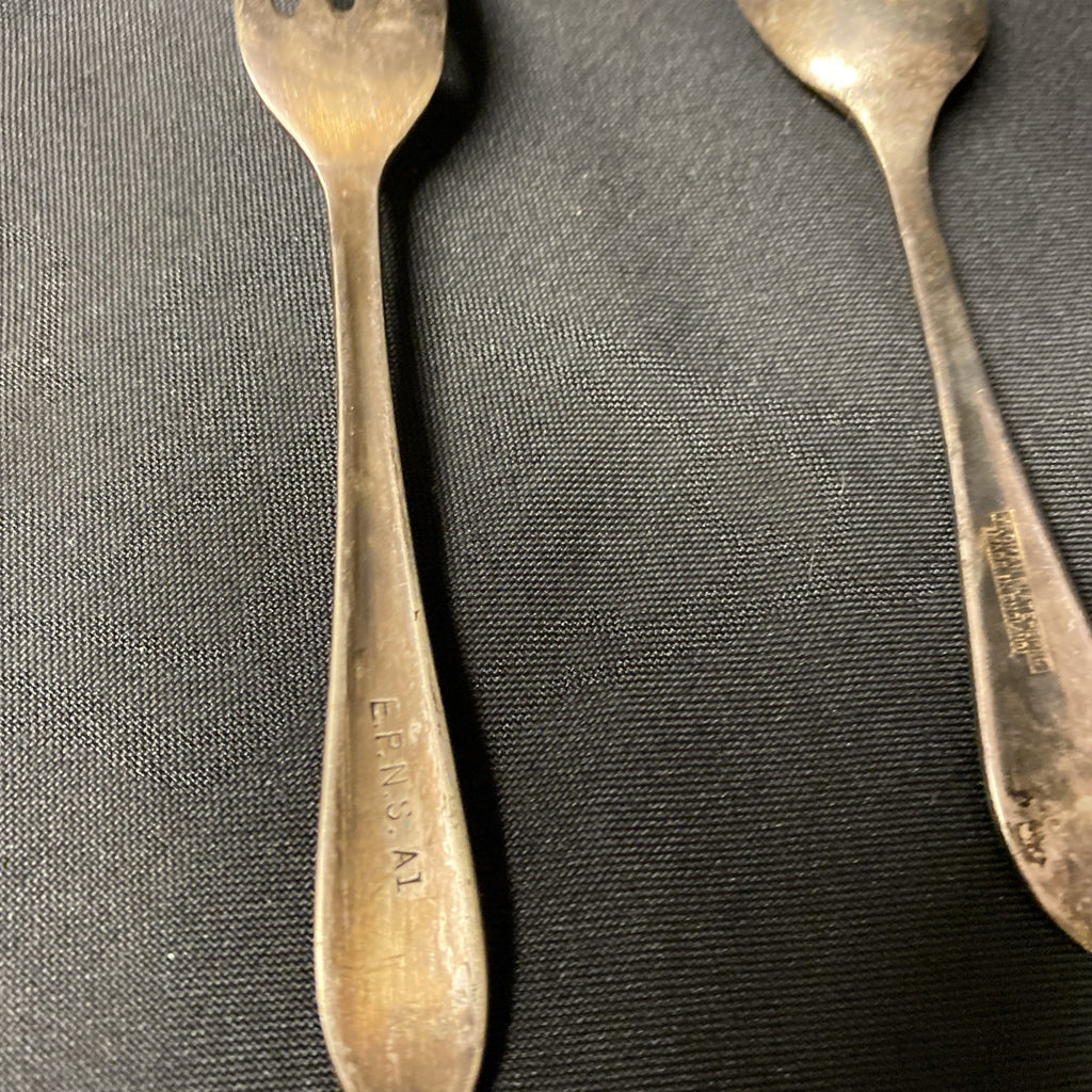 1930's Yeoman Plate EPNS 2 x spoons & 1 x Cake Fork - (1701)