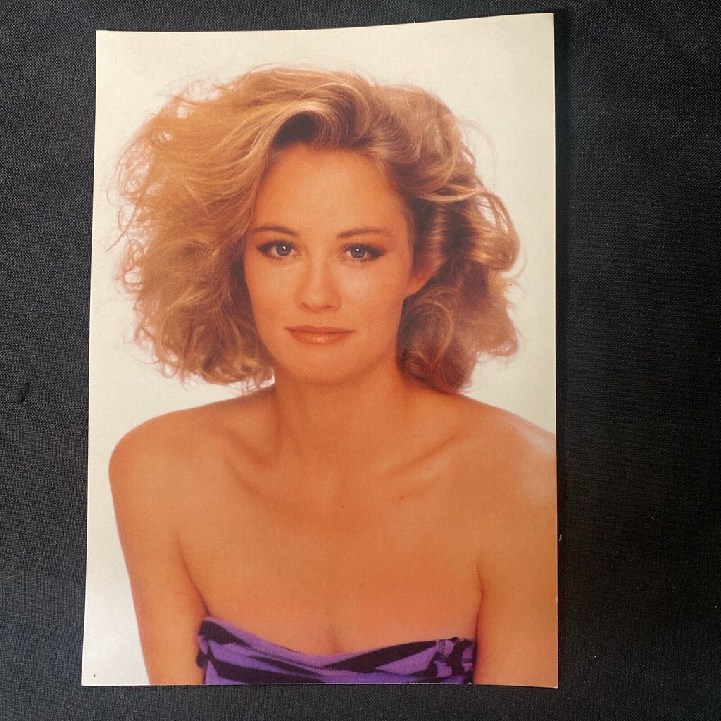 Cybil Shepherd Moonlighting Pre Printed Fan Card Autograph -(8922)