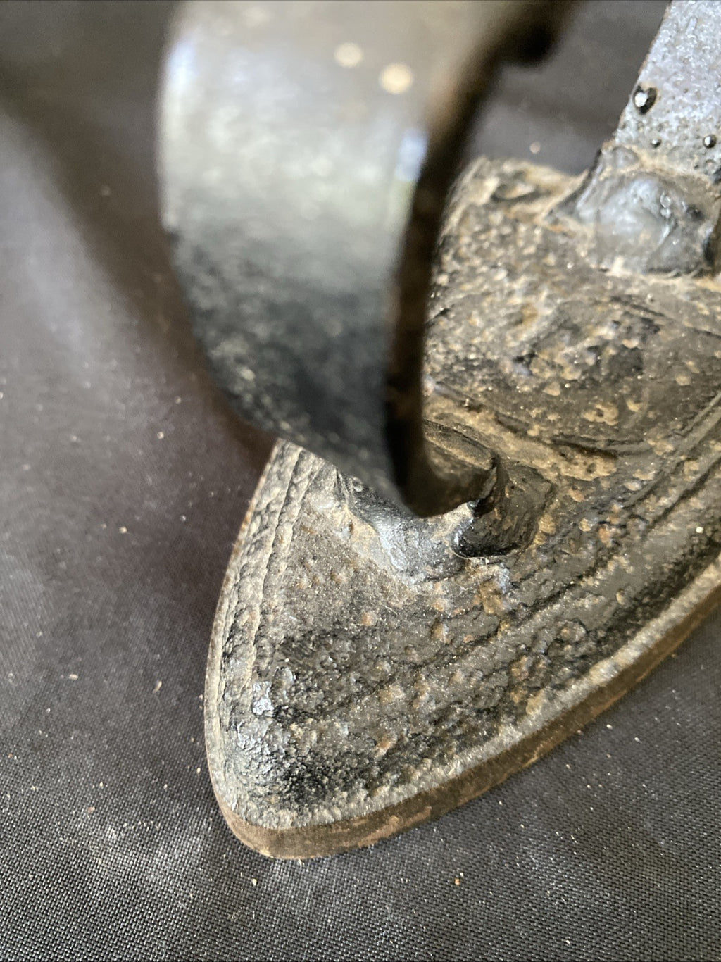Antique Cast Iron Flat Clothes Iron No 4  Brass Base Doorstop Kitchenalia - (1205)