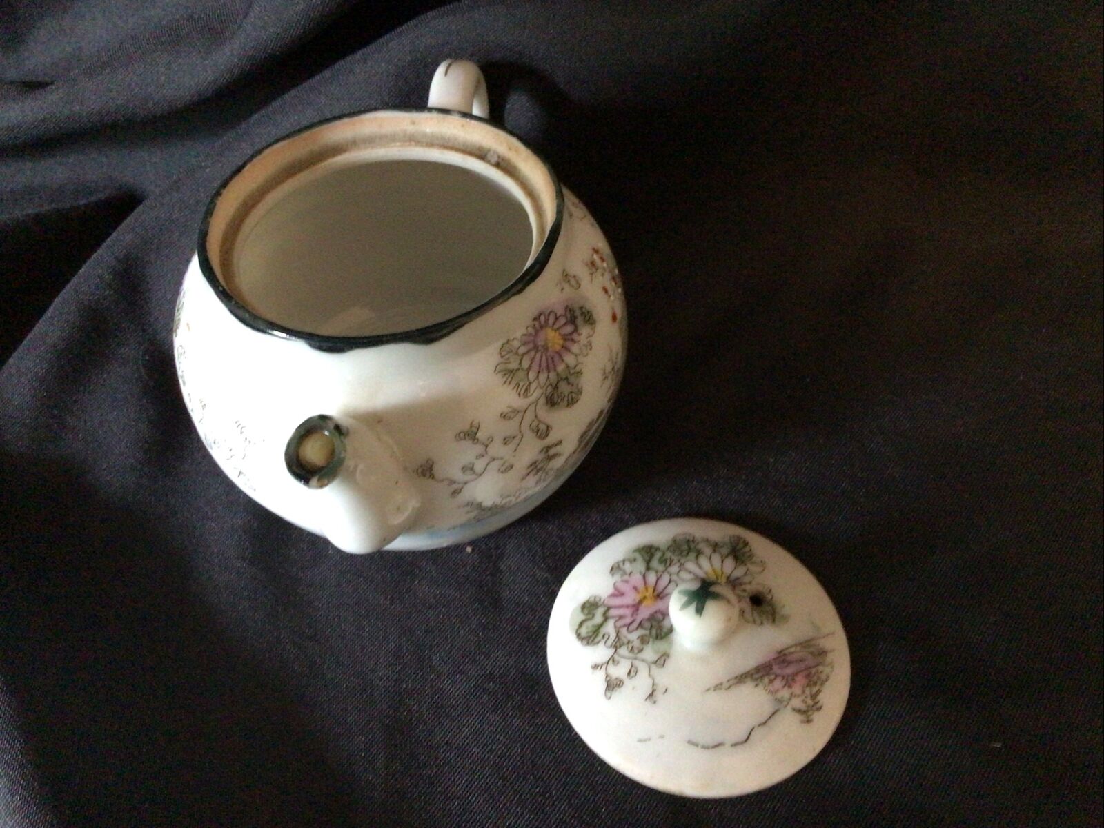 Teapot Collectors Small Ceramic Vintage 6cm Japanese Style - (8376)
