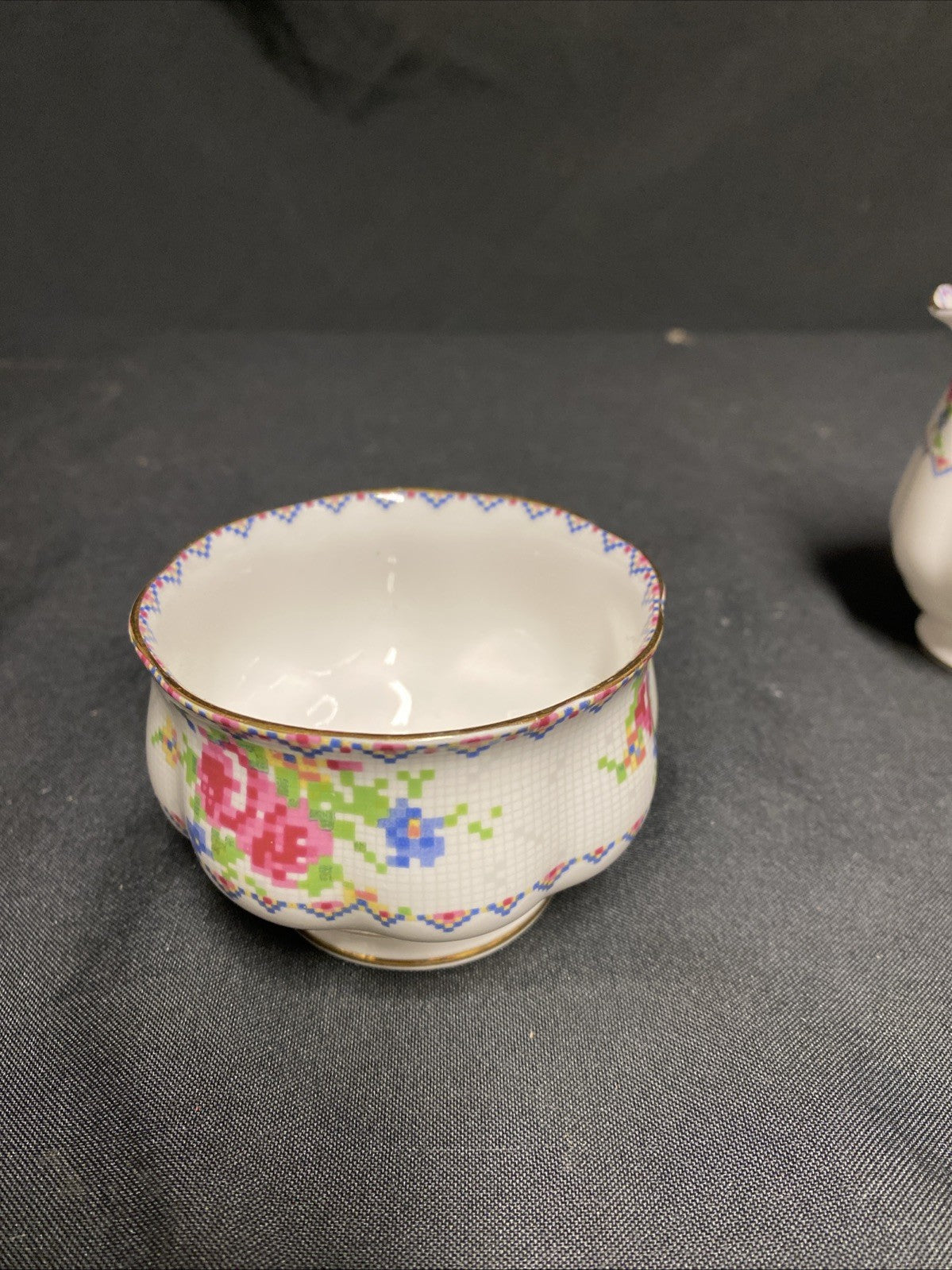 Royal Albert Bone China Petit Point RD778676 Sugar Bowl & Creamer Jug - (1762)