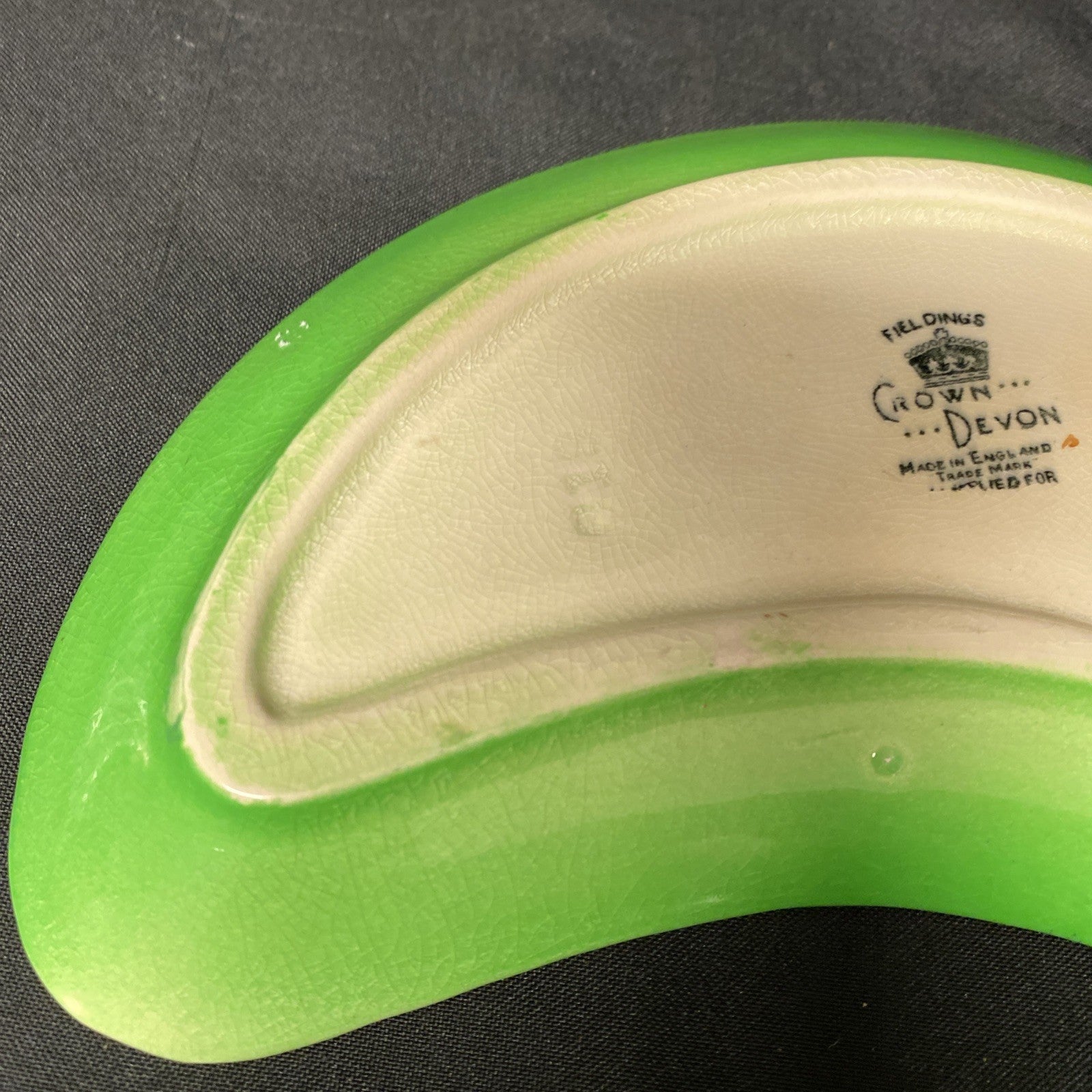 Fieldings Crown Devon Cabbage Leaf Serving plate 21cm - (1723)