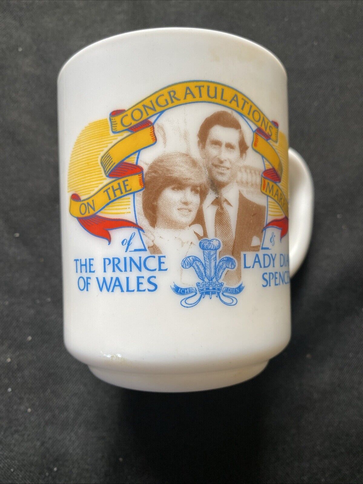 Royal Wedding Prince Charles & Lady Diana 1981 Milk Glass Mug by Arcopal (5875)