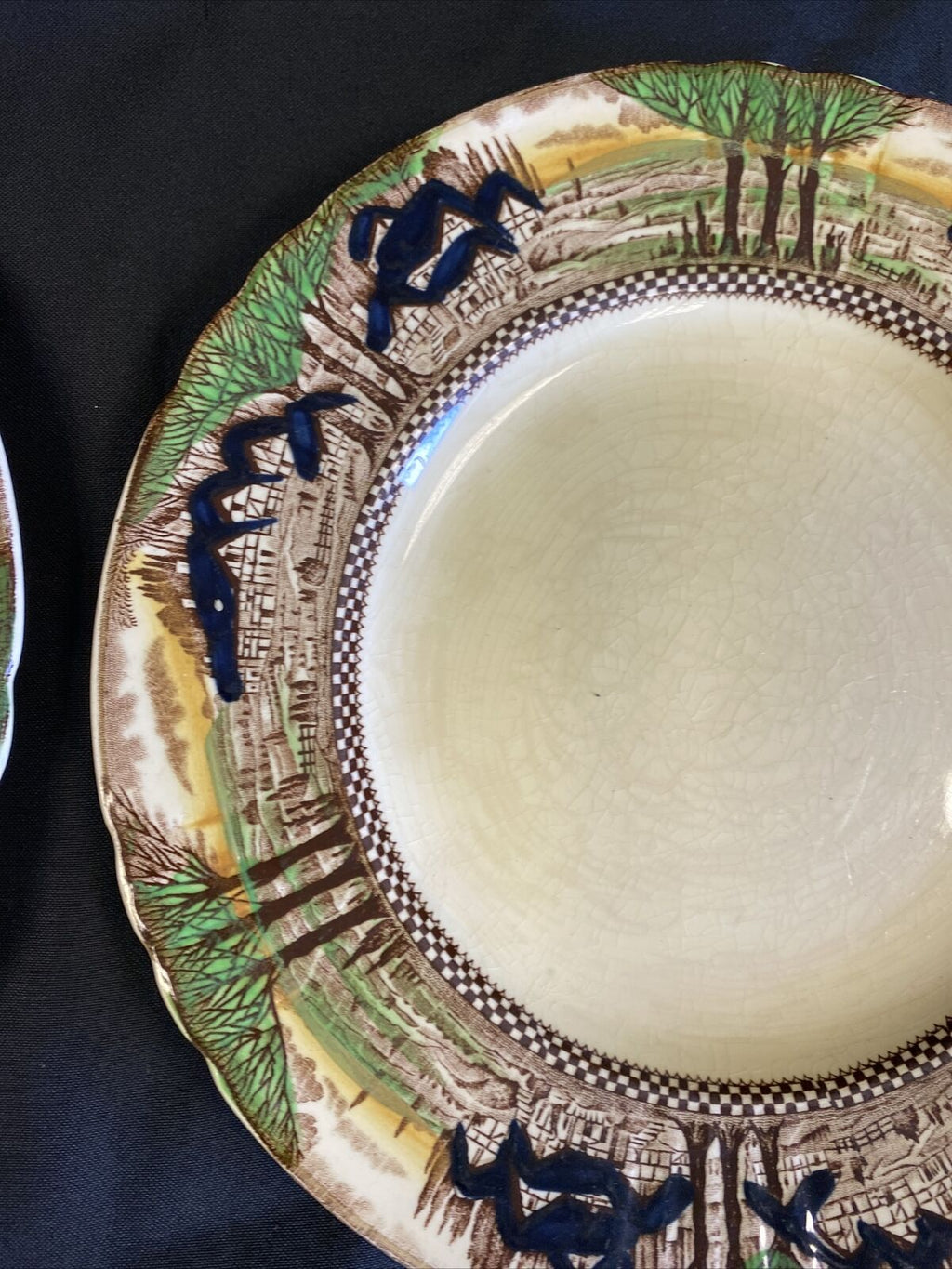 MYOTT Son & Co England's Countryside 2x 23cm Plates Vintage design - (7566)