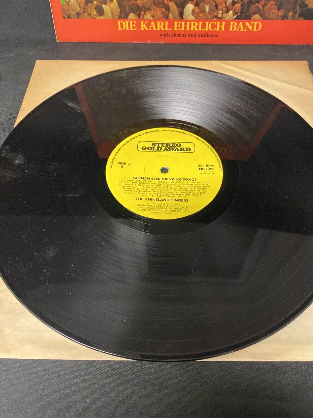 VINYL RECORD - German Beer Drinking Songs 1975 Excellent Cond MER397 -(5674)