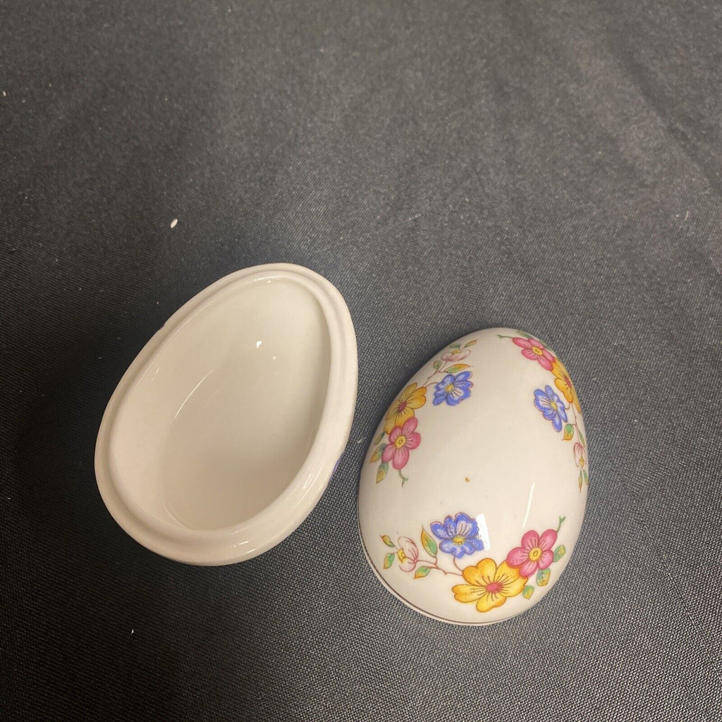 Trinket Box EGG - England Berkshire Fine Bone China Egg - (9210)