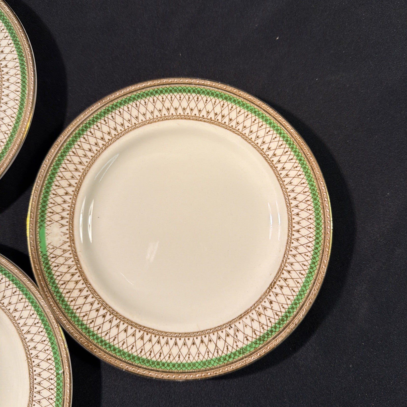 J&G Meakin Westminster design Green & Gold 3 x Side Plates 18cm D.  -(2074)