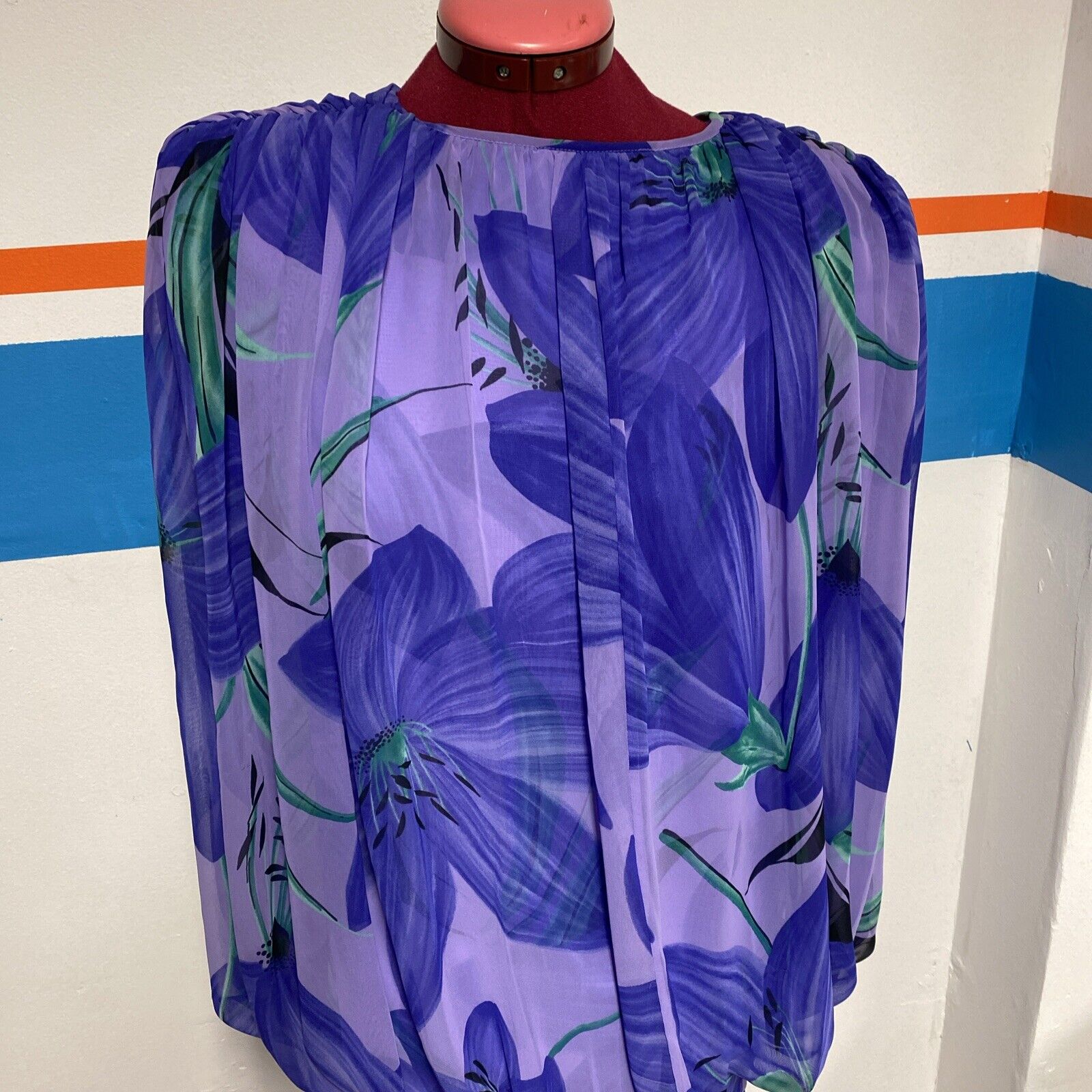 1980's Dress - Shoulder Pads Slit Arms Size 12 approx made in Hong Kong -(5043)