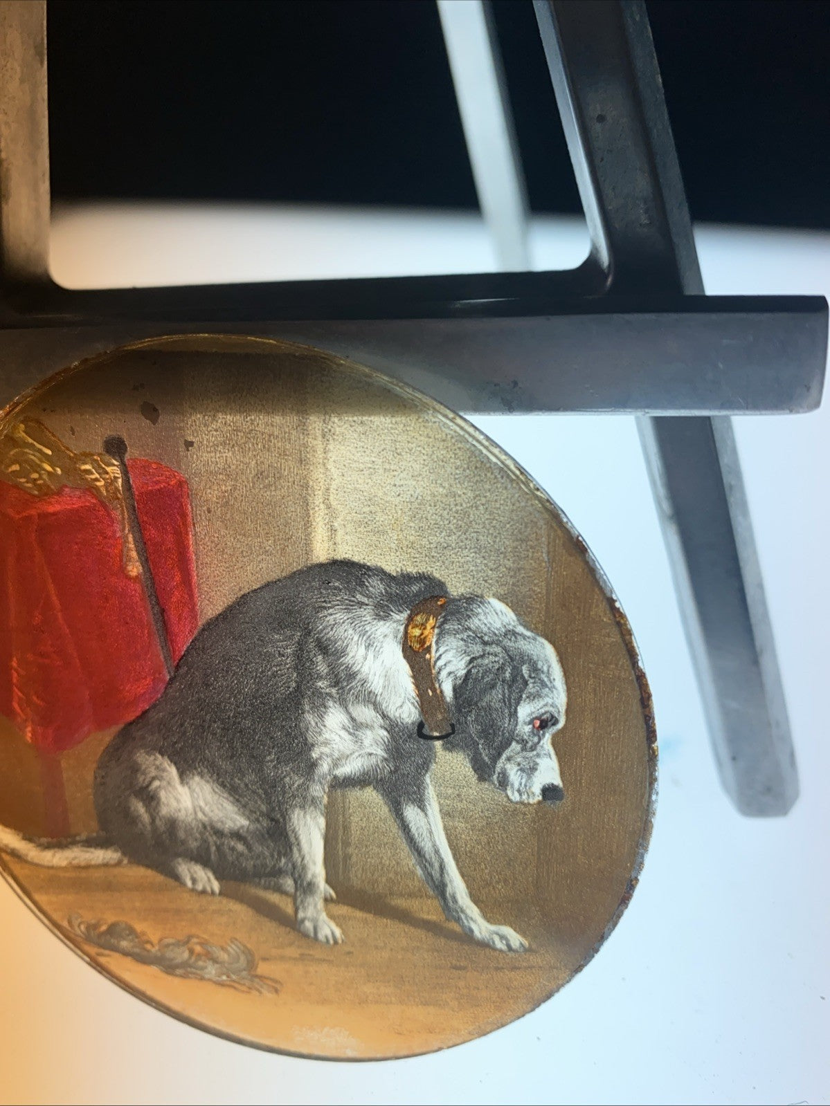 Magic Lantern Victorian Glass Round Handpainted Slide Big hairy dog (1114)