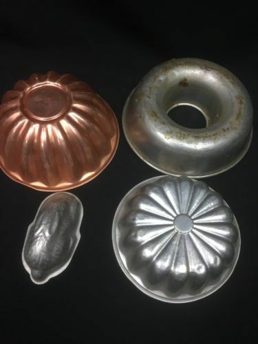 Vintage Aluminium Jelly Blancmange pans x 4 Vintage Tala rabbit - (6414)