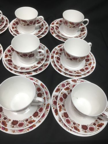 RIDGWAY Carissima 1960's Pure Bone Chine Tea Set 36 pieces - (2793)