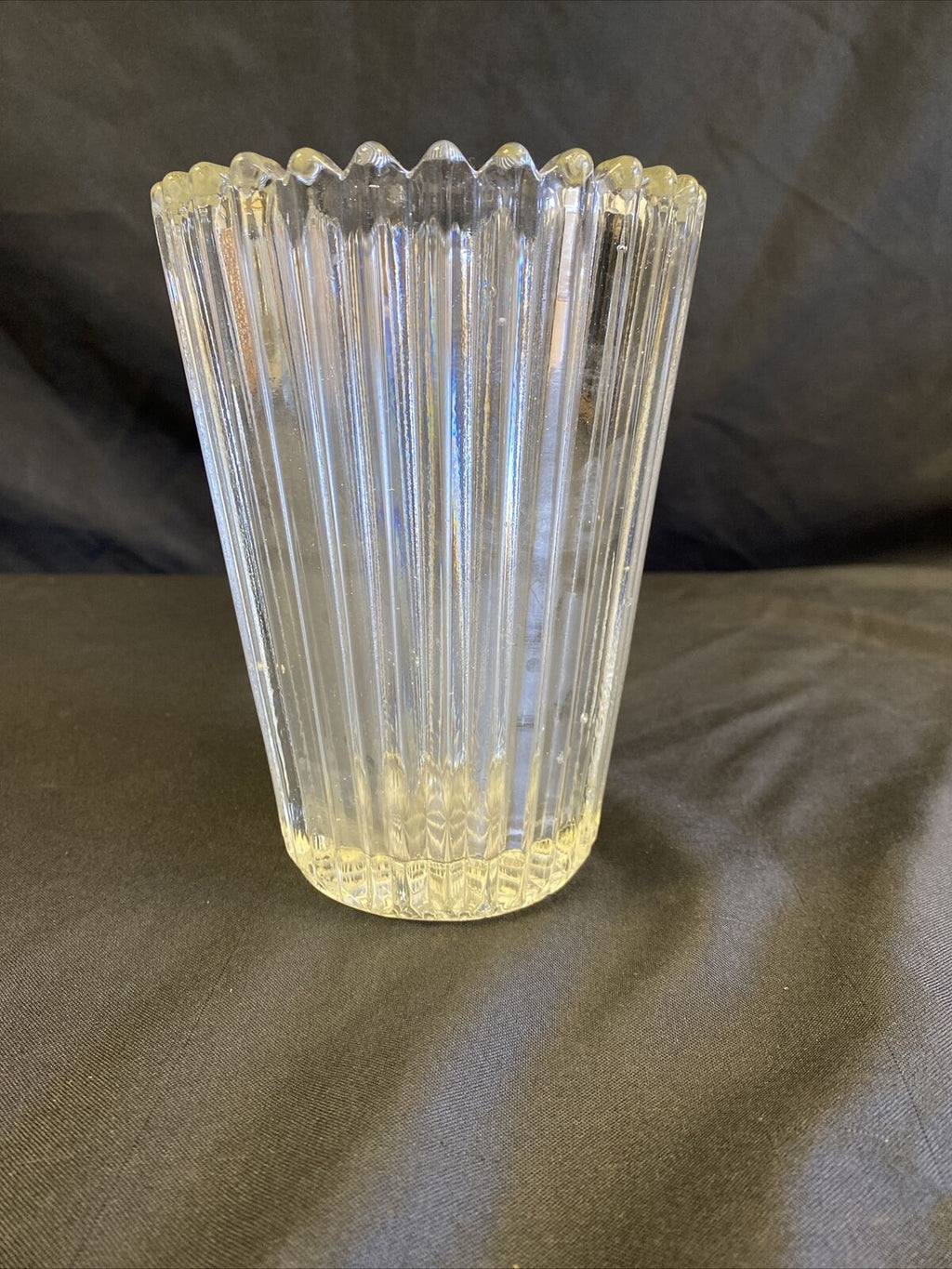 Vintage Vase heavy ribbed beautiful condition 16cm tall Practical solid - (7724