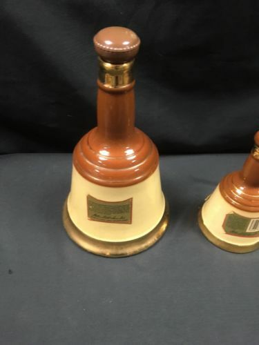 WADE Bell's Scotch Whisky Bell decanters - 1 x 26.5ozs + 1 x 18.75cl - (2786)