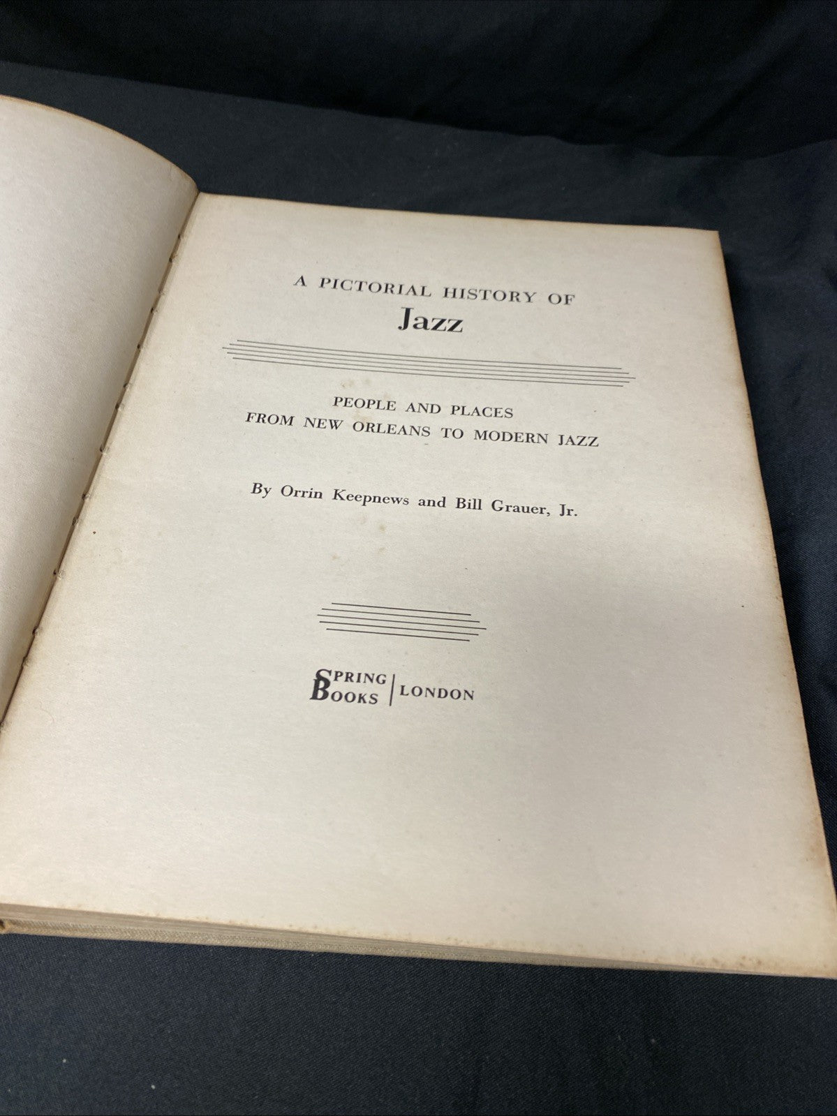 Book - A pictorial History of Jazz - Keepnews & Grauer - 1955 (1519)
