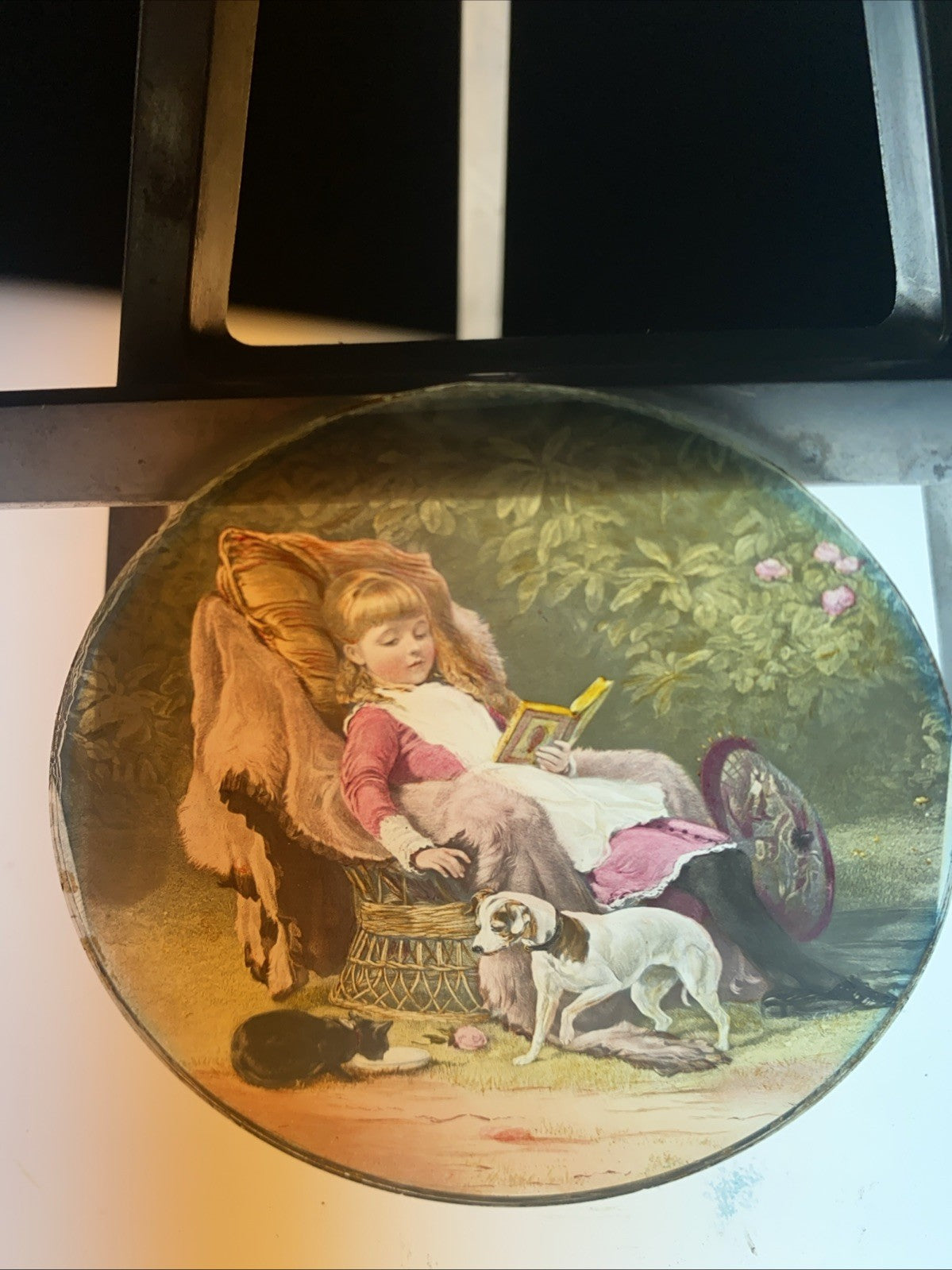 Magic Lantern Victorian Glass Round Handpainted Slide Reading with friends (1128