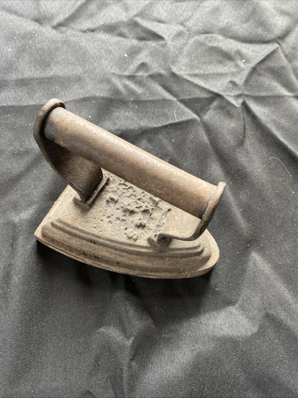Antique Cast Iron Flat Clothes Iron by JK&S No 4 L - Doorstop Kitchenalia - (1188)