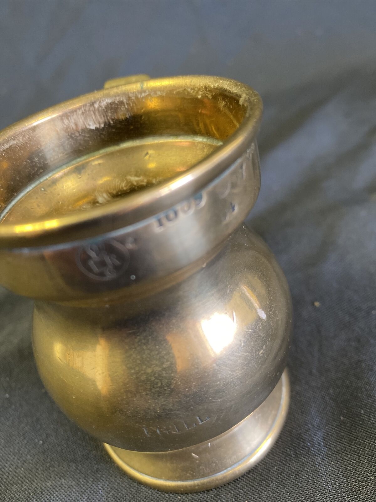 Solid Brass Victorian Antique Pub Measure stamped ER King Edward  1 Gill (6473)