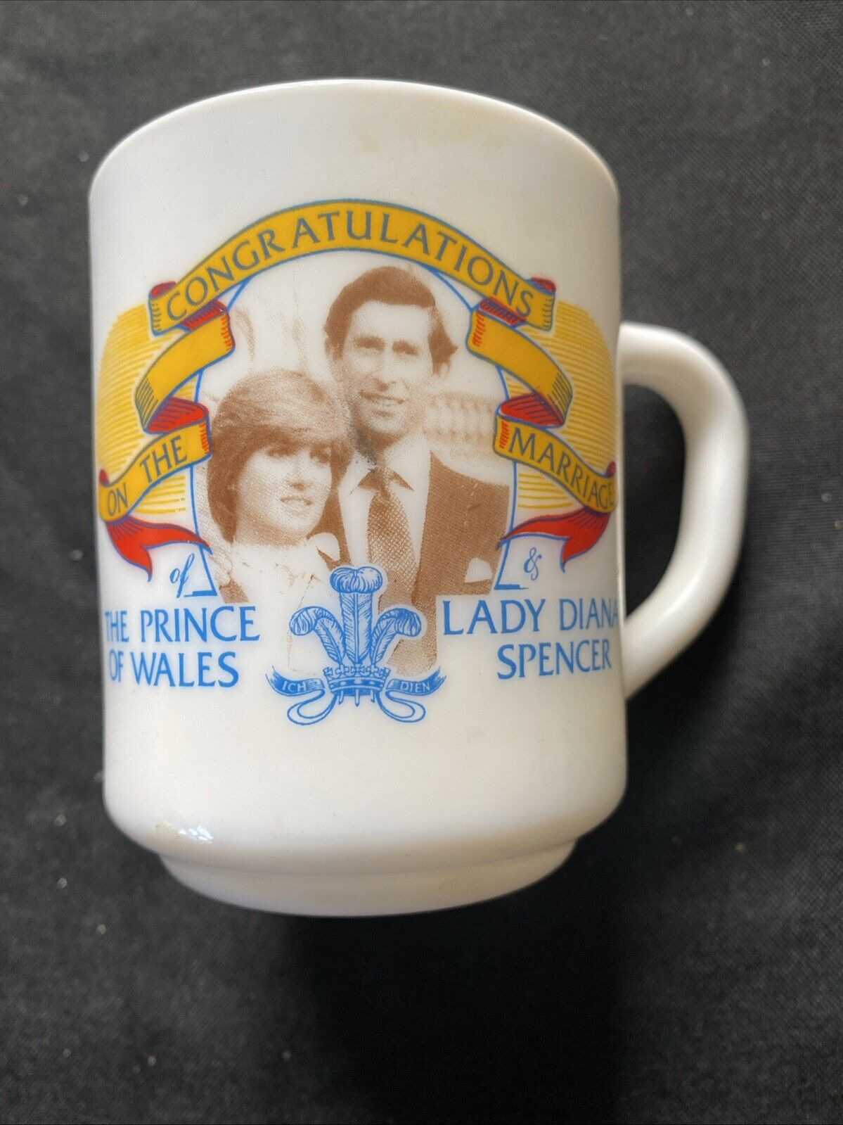 Royal Wedding Prince Charles & Lady Diana 1981 Milk Glass Mug by Arcopal (5875)