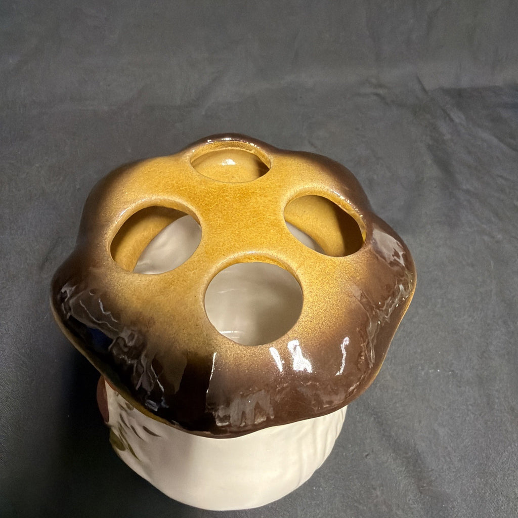 Merry Mushroom 1973 Sears Laurentian pottery Canada Utensil Holder - (1850)