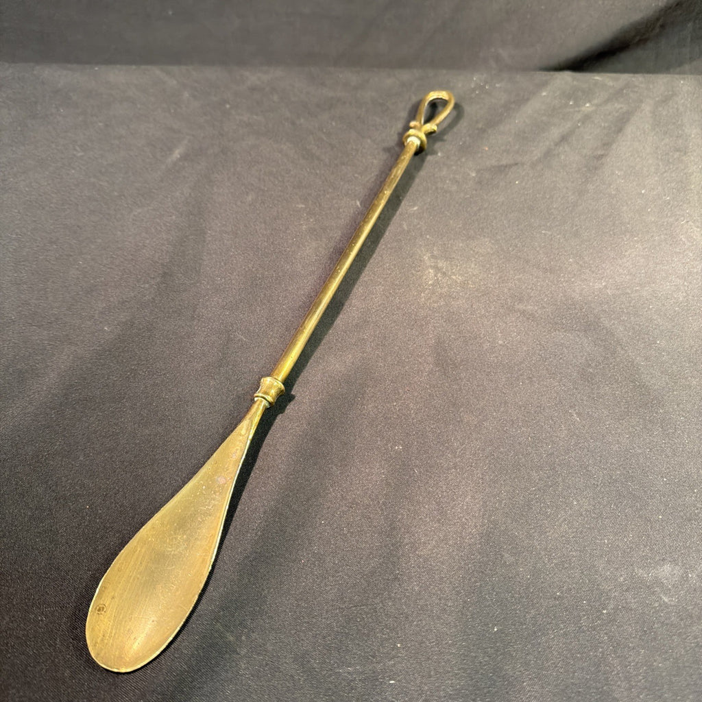 Solid Brass Shoe Horn Antique 18" Excellent Condition - (2062)
