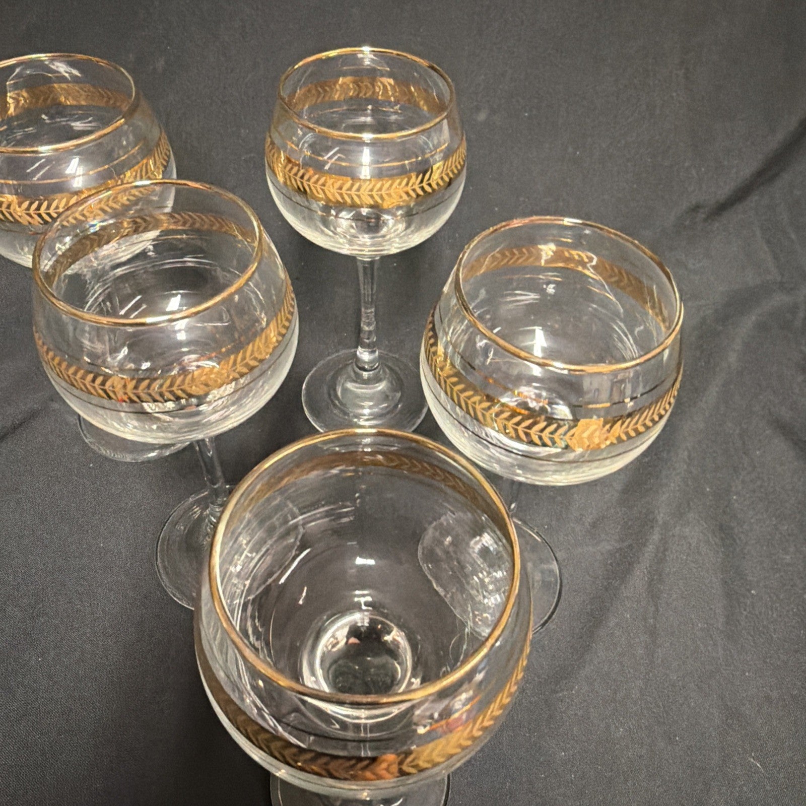 Vintage Hock Wine Goblets Glasses Gold Laurel Pattern Long Stem x 5 - (1842)
