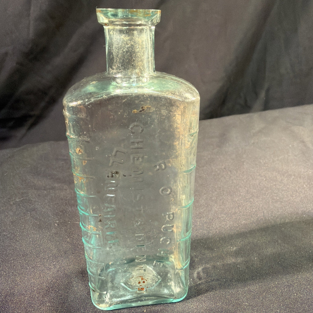 Antique Glass Bottle R.O. Pughe Chemist & Dentist Llanfairfechan Wales - (2016)