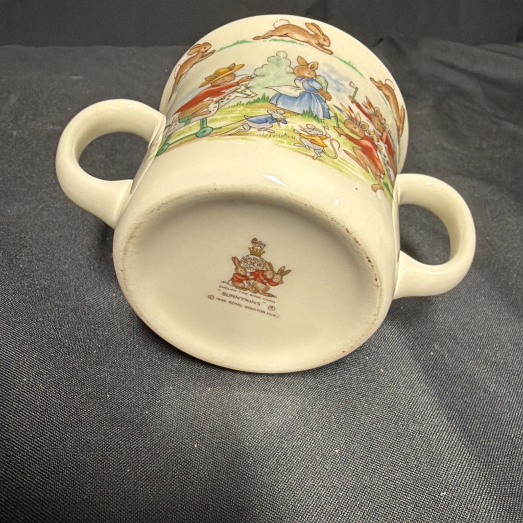 Royal Doulton Bunnykins Two Handled Cup Cowboys & Indians Vintage - (1894)
