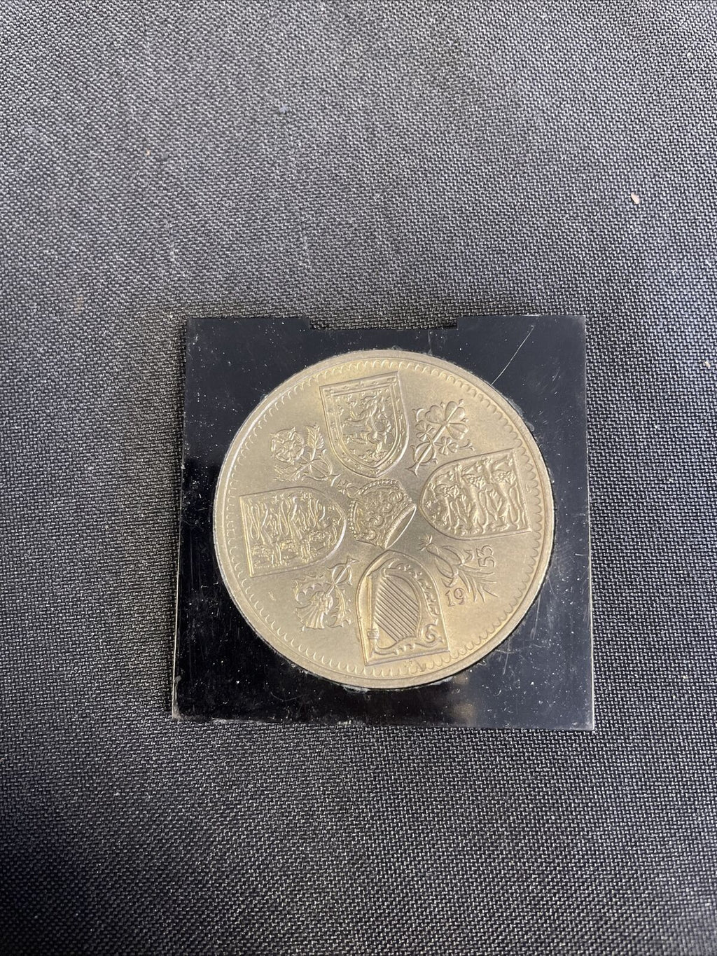 Collectors five shilling Elizabeth II Coin 1953 - faith & truth -(8231)