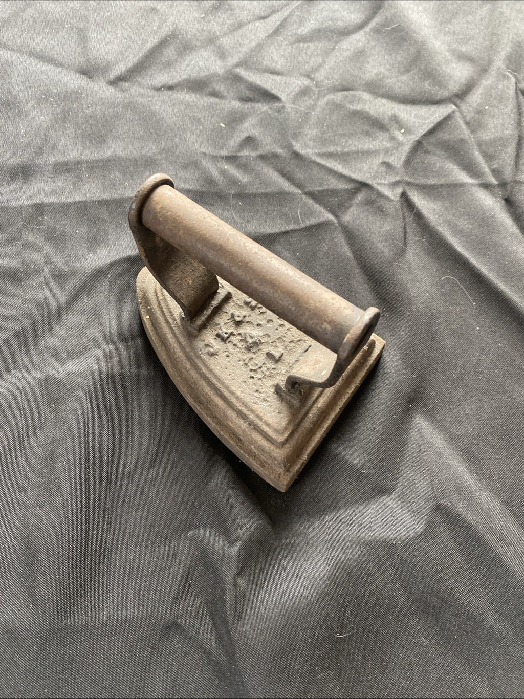 Antique Cast Iron Flat Clothes Iron by JK&S No 4 L - Doorstop Kitchenalia - (1188)