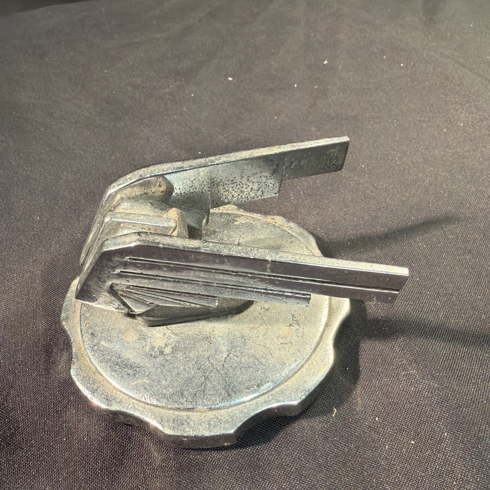 Vintage Wolseley Automobile " Flying W " Radiator Cap/ Hood Ornament Mascot - (2042)